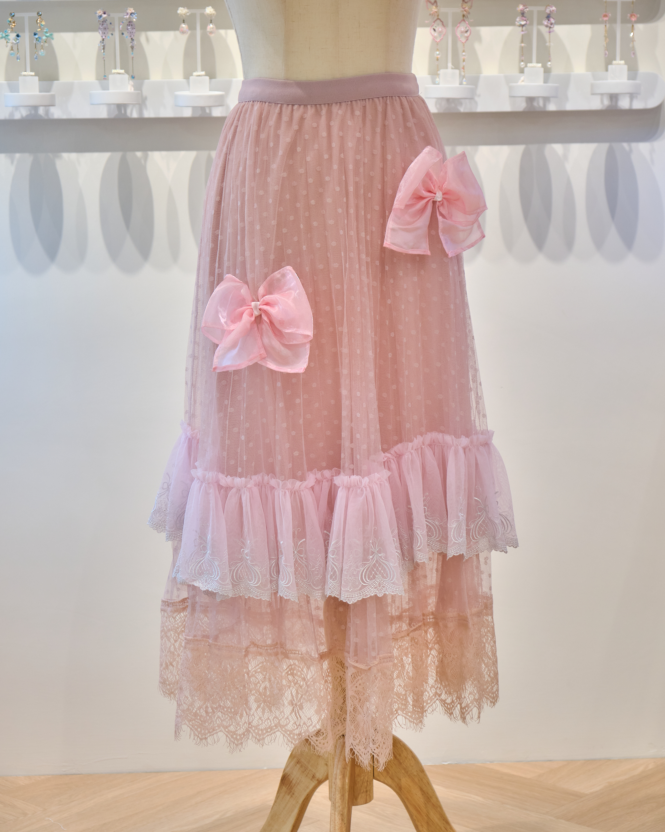 13902 Camisole Ribbon Top & Flowing Long Skirt Duo