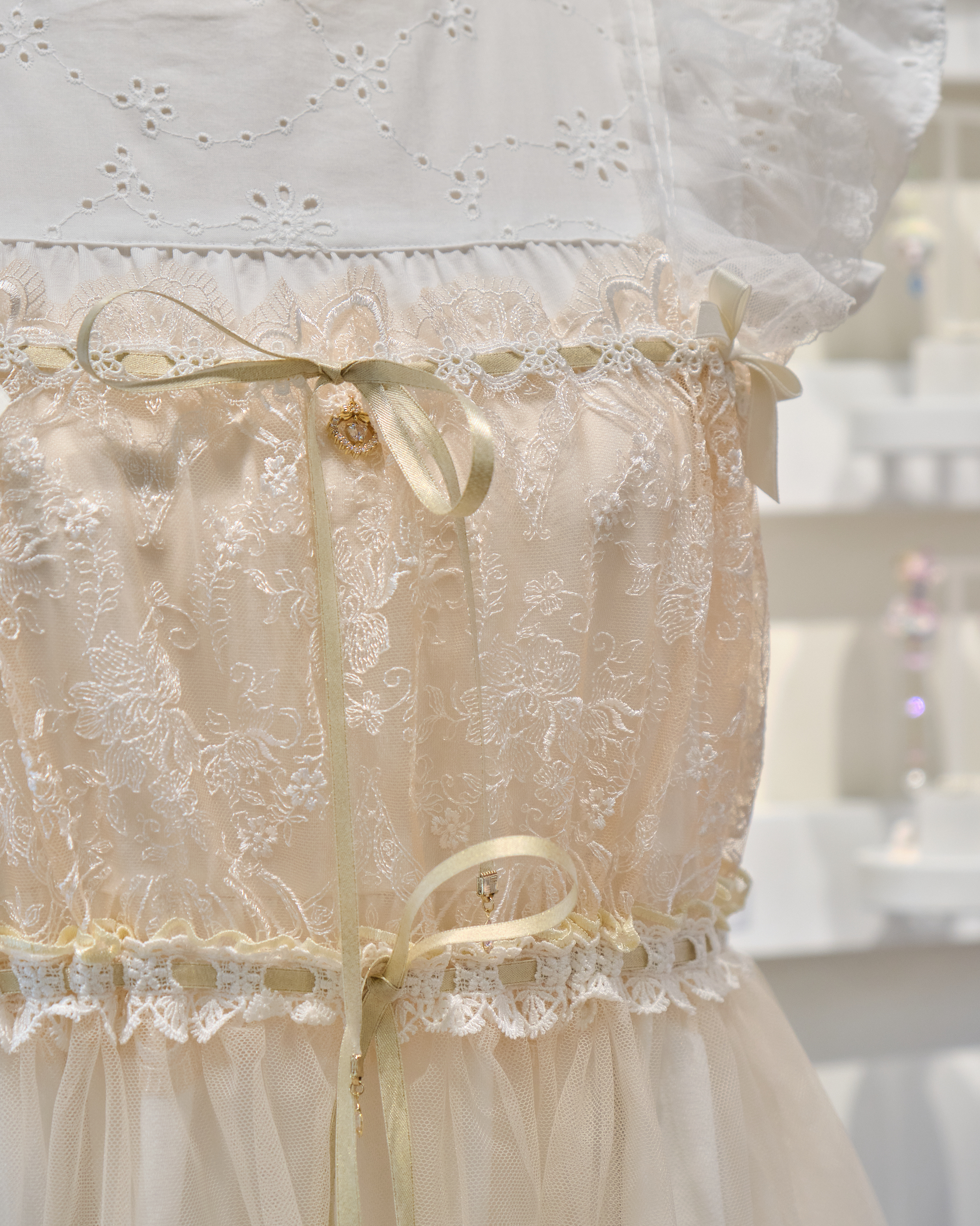 13882 Signature Dreamveil Camisole Layering Top