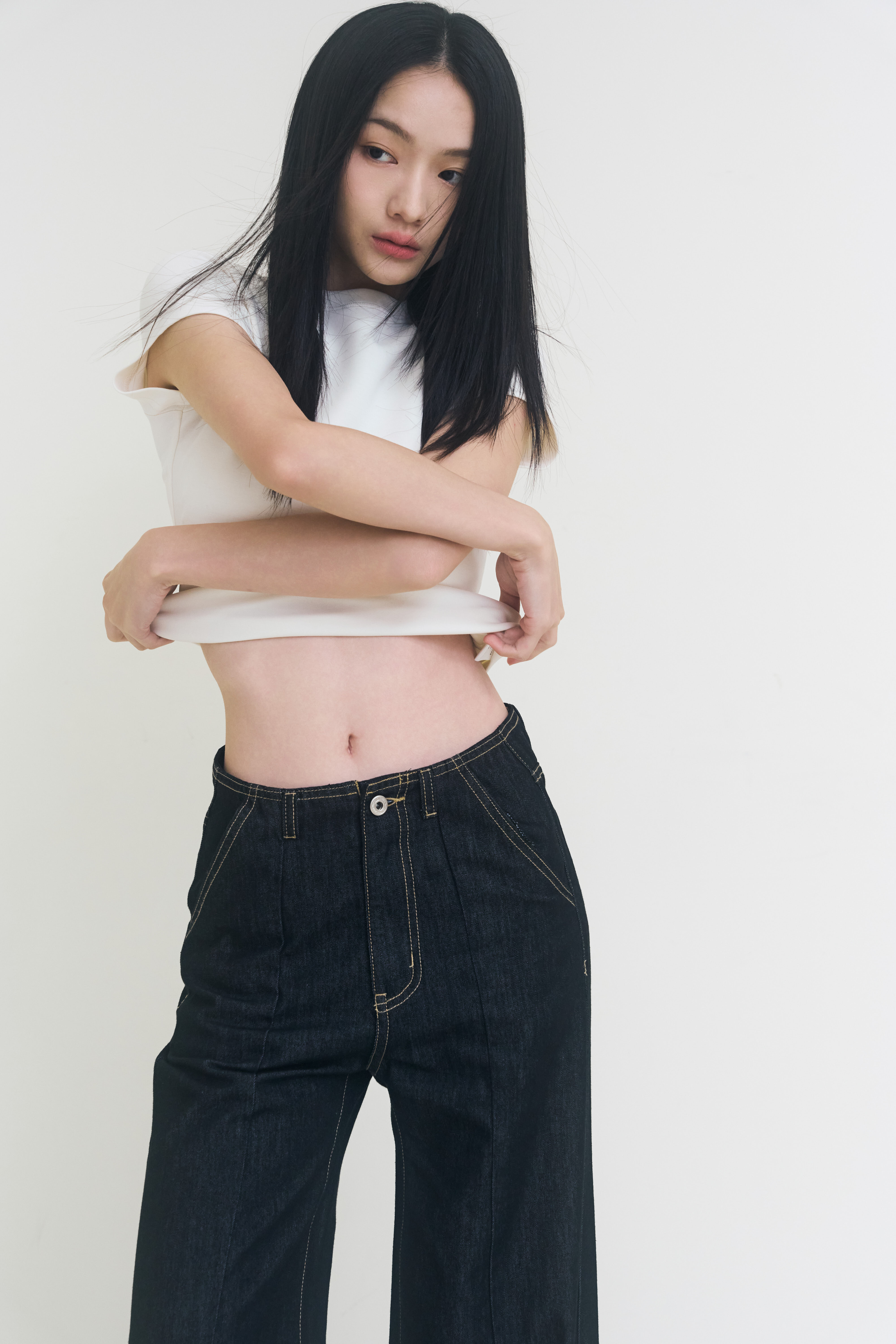 Tencel Denim連腰寬喇叭天絲牛仔褲-黑藍【預購】