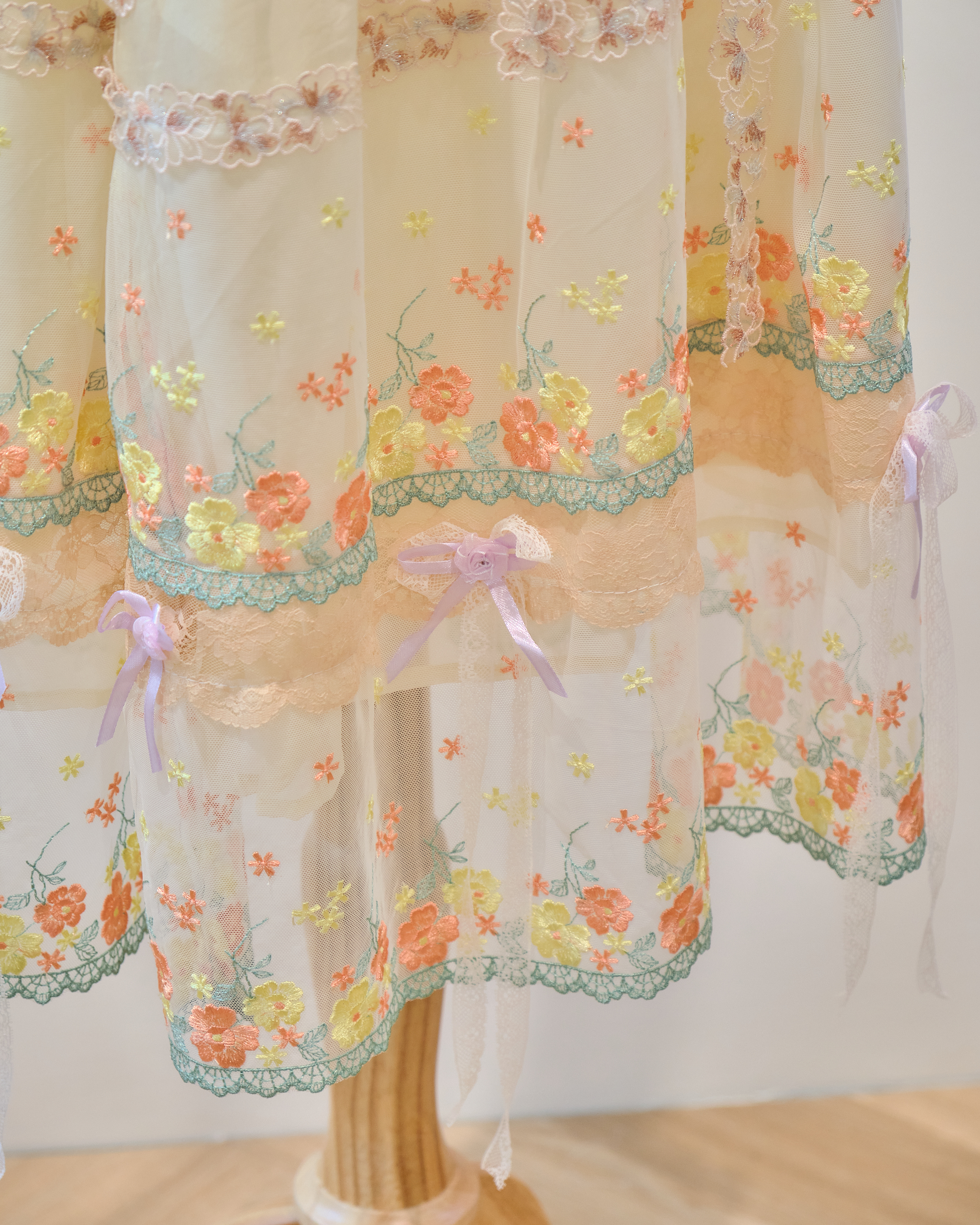 13870 Signature Banquet Cake Layer Lace Skirt