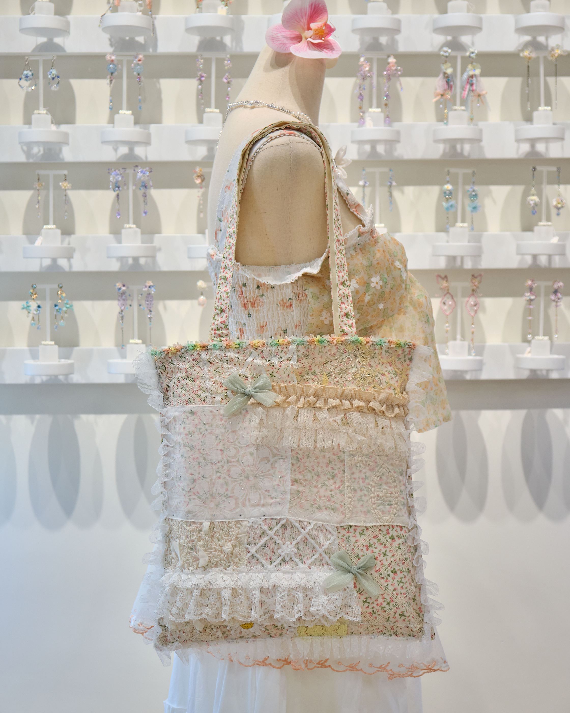 13859 KURA & SORA Dream Ribbon Double-Sided Tote