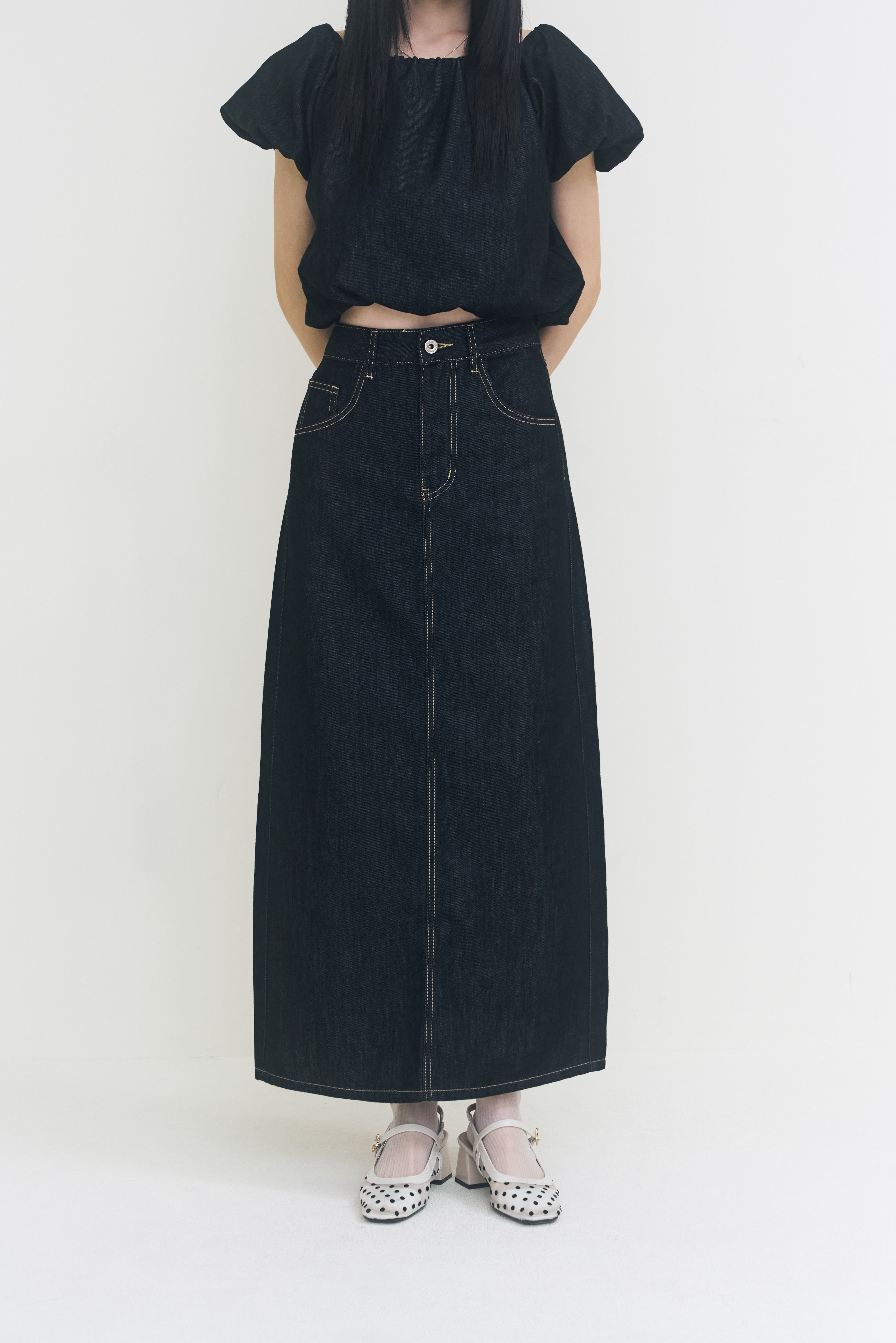Tencel Denim後開衩高腰直臀天絲牛仔長裙-黑藍【Ｓ7月底出貨】