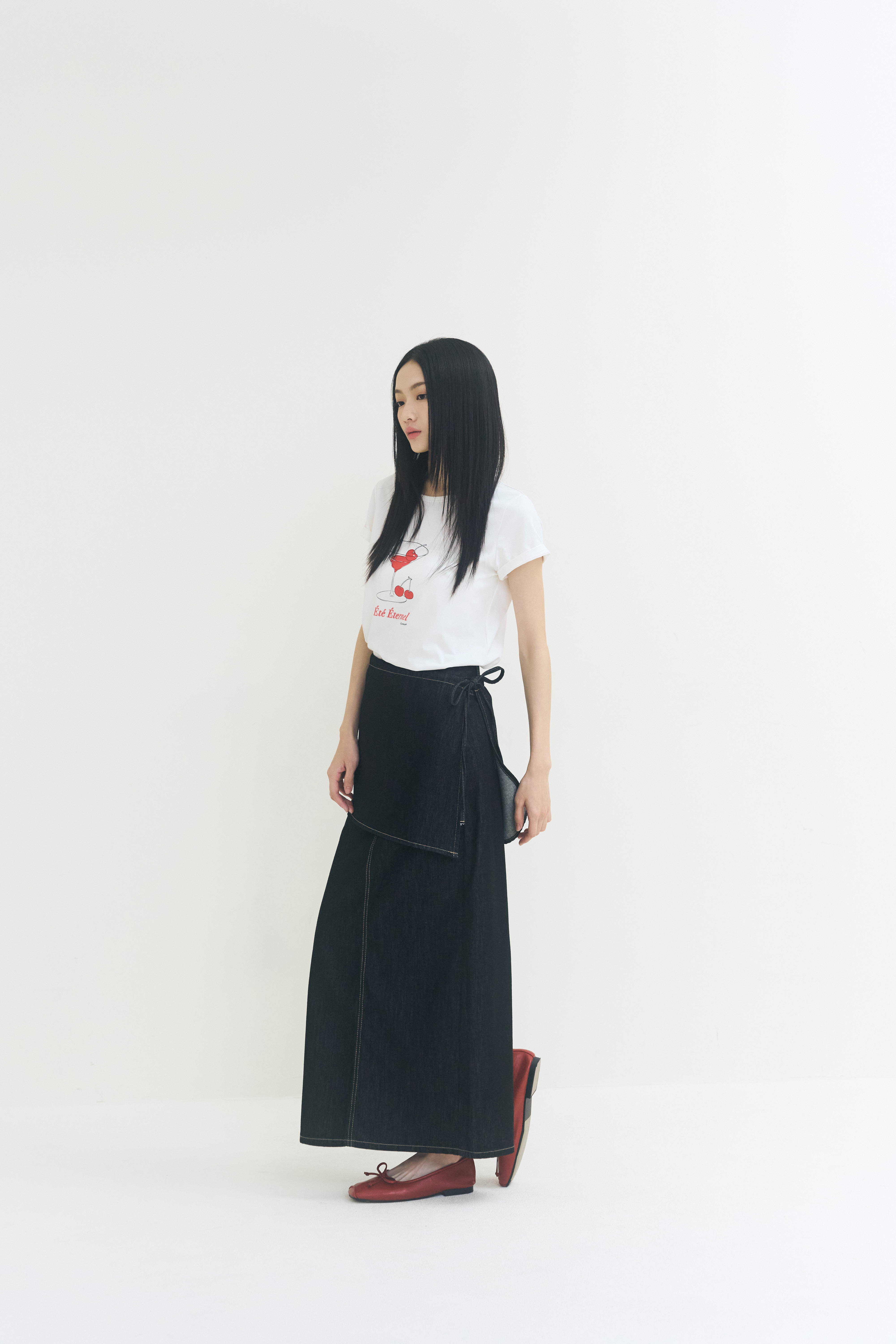Tencel Denim後開衩高腰直臀天絲牛仔長裙-黑藍【Ｓ7月底出貨】