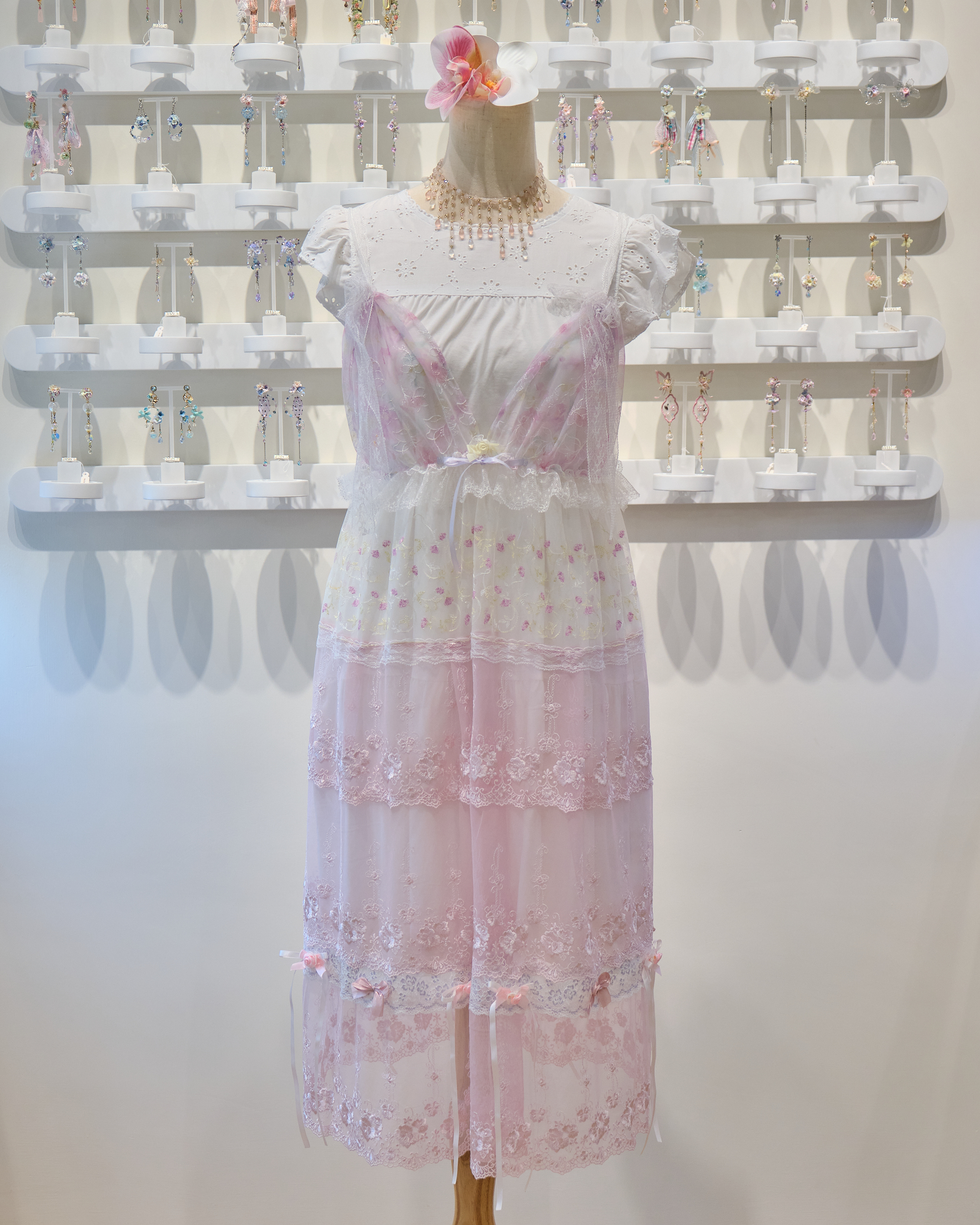 13845 French V-Silhouette Sheer Lace Dress Cover