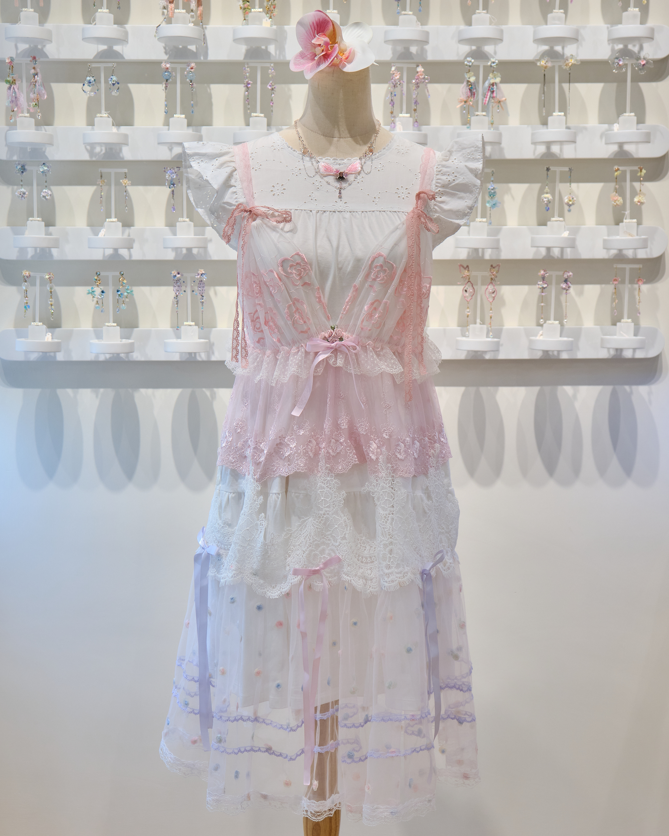 13843 French V-Silhouette Sheer Lace Dress Cover