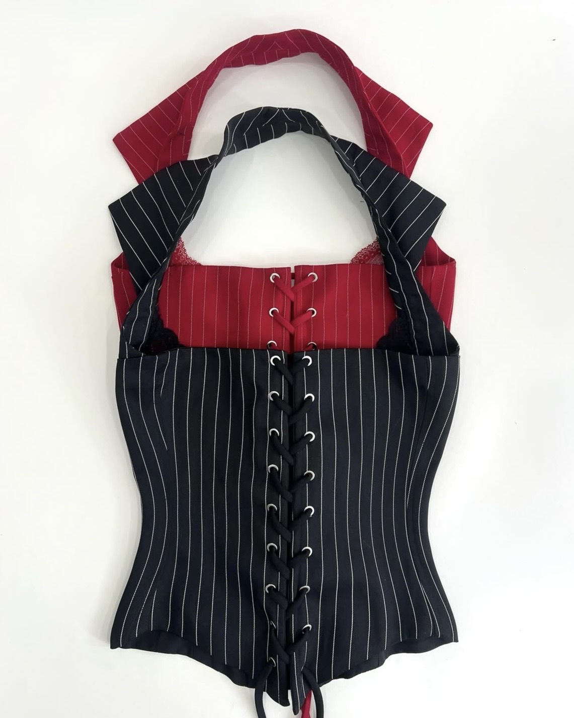 越南 IUE STUDIO Metanorie Corset 條紋 繞頸 無袖 馬甲 背心 黑