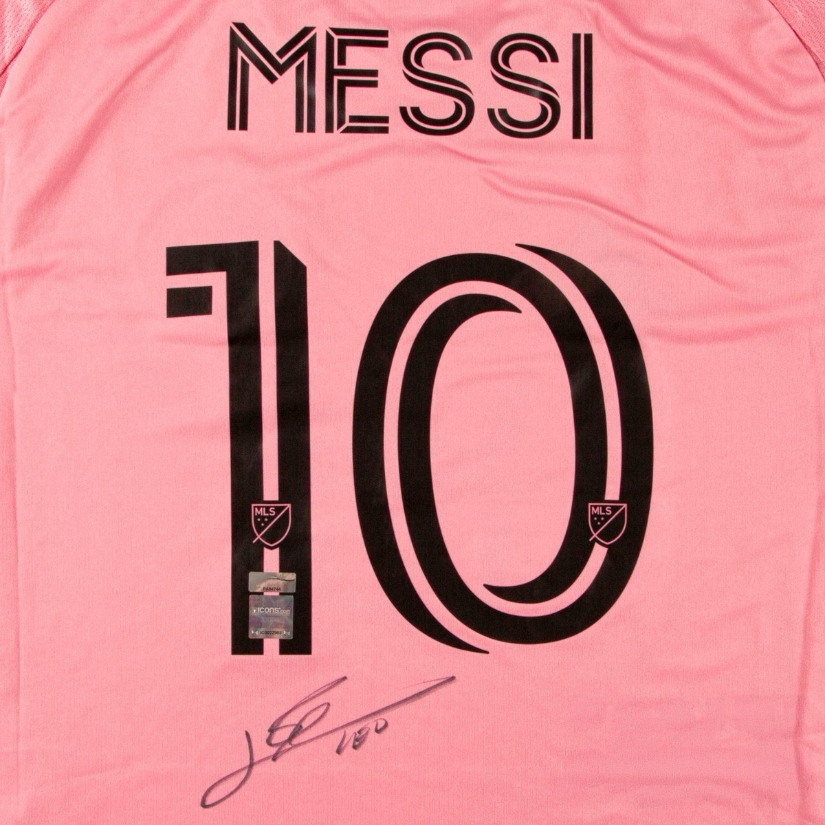 當今足球第一人 Messi 梅西 親簽球衣 GOAT