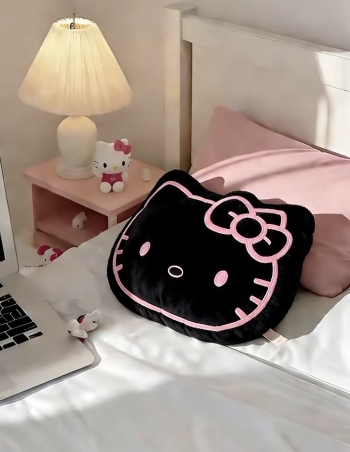 〈 Kitty控必收🩷〉HELLO KITTY 大頭靠枕抱枕 40CM