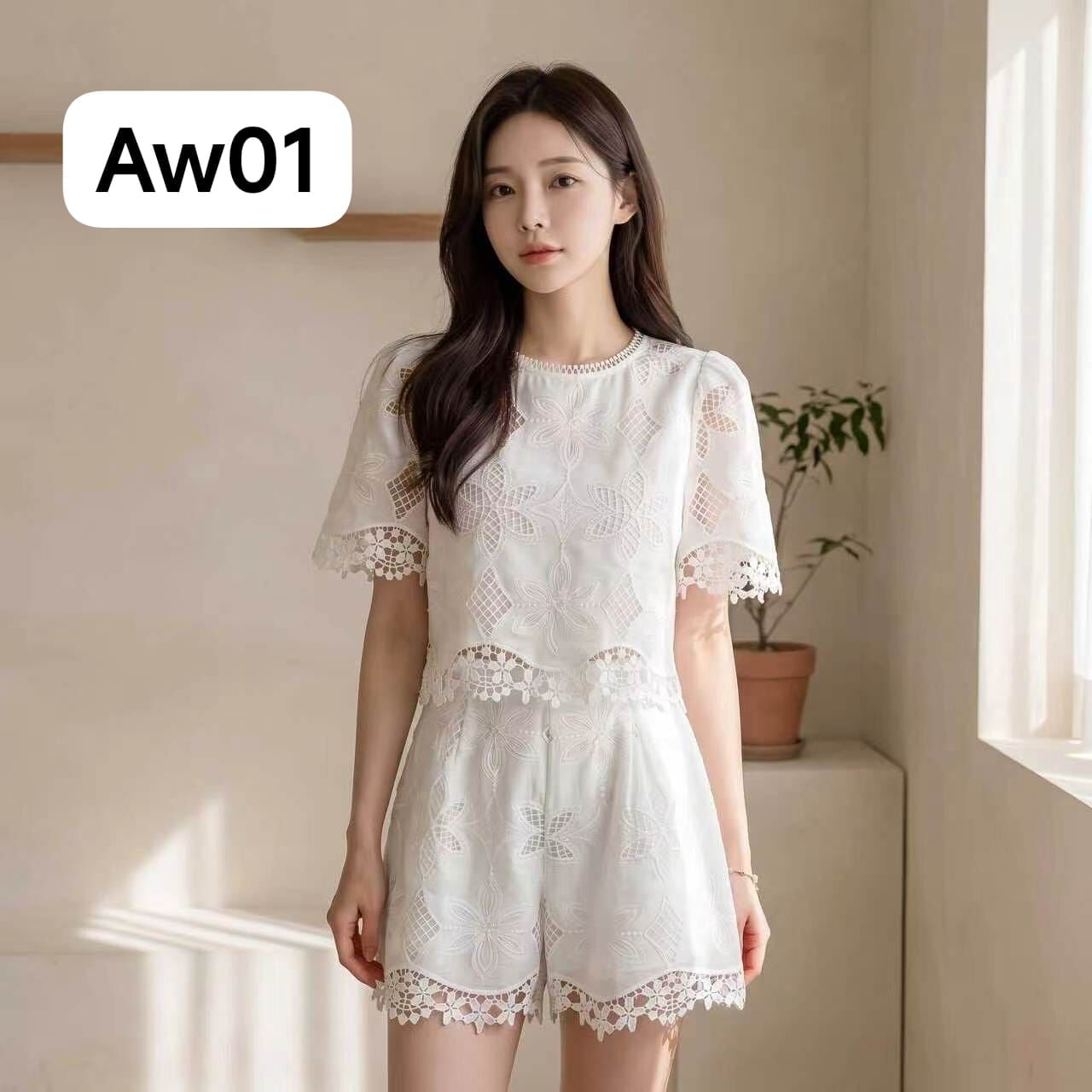 AW01   (1 Set )  Top:胸40 長19   /   裙:腰26-36   長17   $499