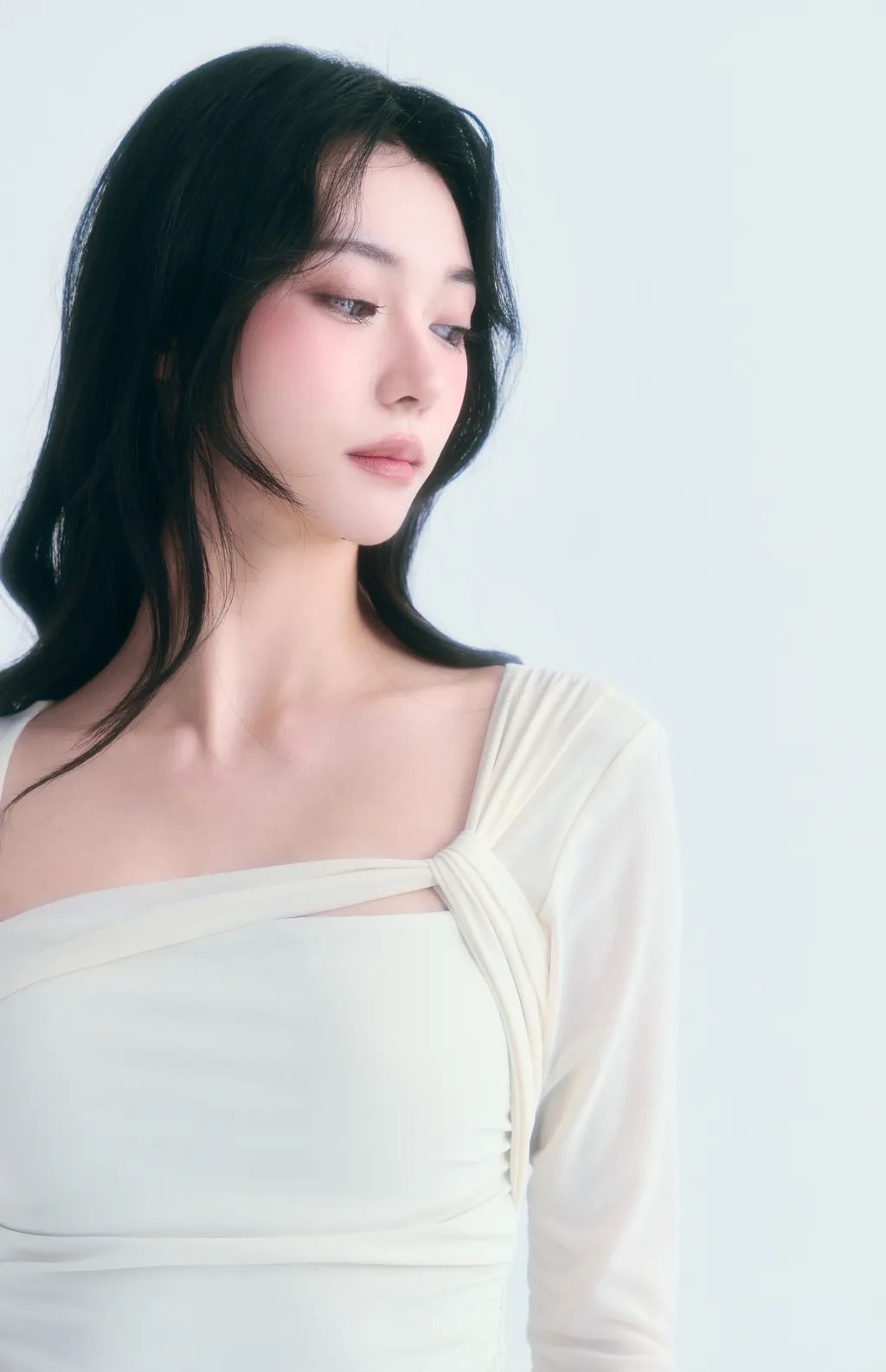 <層次感瑜伽穿搭✨> PopoButt.YC 法式斜肩網紗長袖瑜伽上衣 兩色 黑 白