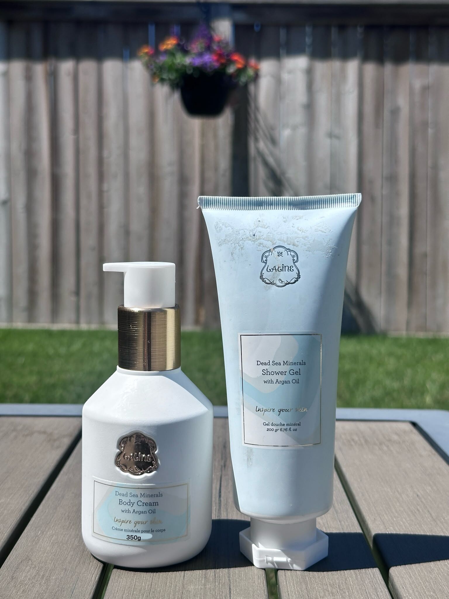 UF42 Laline 死海礦物質沐浴露 200ml   Dead Sea Minerals Shower Gel 200ml+Laline 死海礦物身體乳霜 350g  Dead Sea Mineral Body Cream 350g