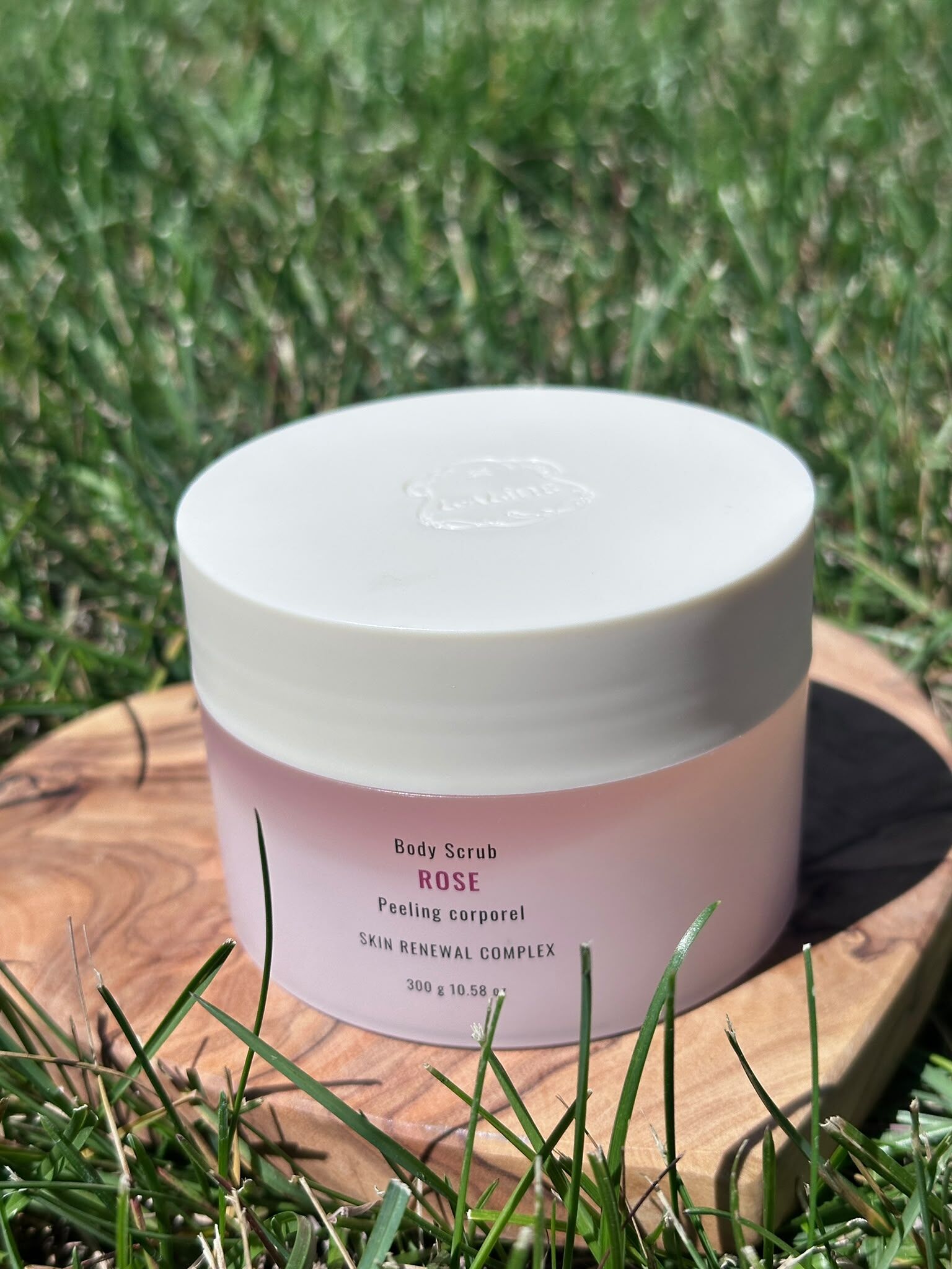 UF57 Laline 玫瑰身體磨砂膏 300ml  Rose Body Scrub 300ml