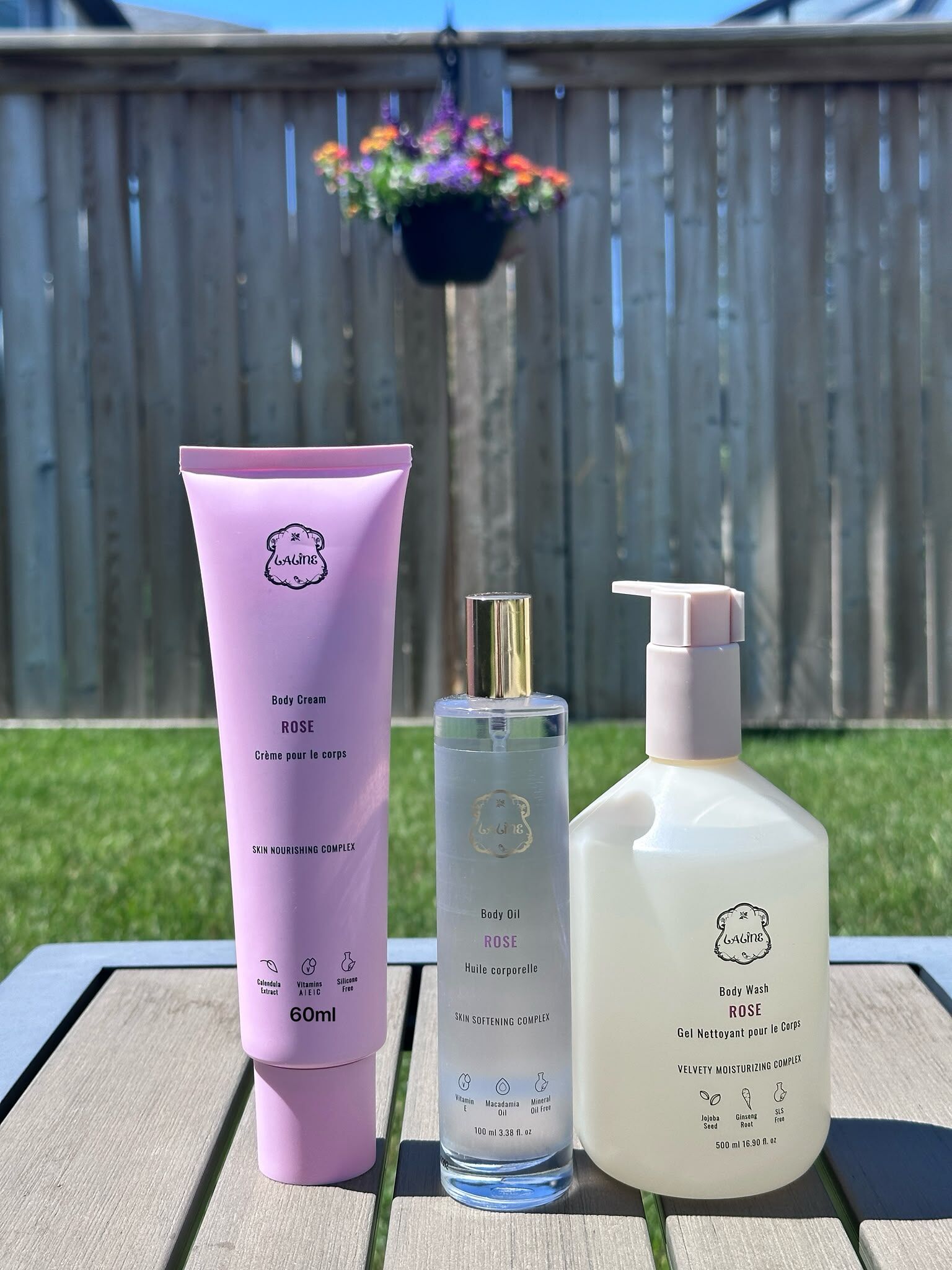 UF60 Laline 玫瑰滋潤沐浴露 500ml  Rose Body Wash 500ml+ Laline 玫瑰身體護理油 100ml  Rose Body Oil 100ml + Laline 玫瑰身體乳霜 60ml  Rose Body Cream 60ml