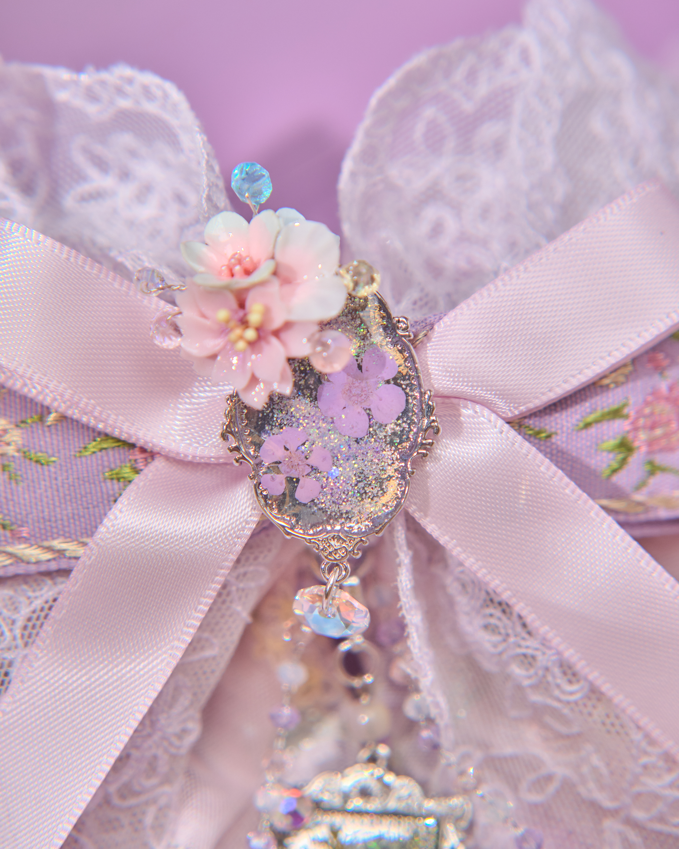 13809 Long Bow & Chain Hair Accessory