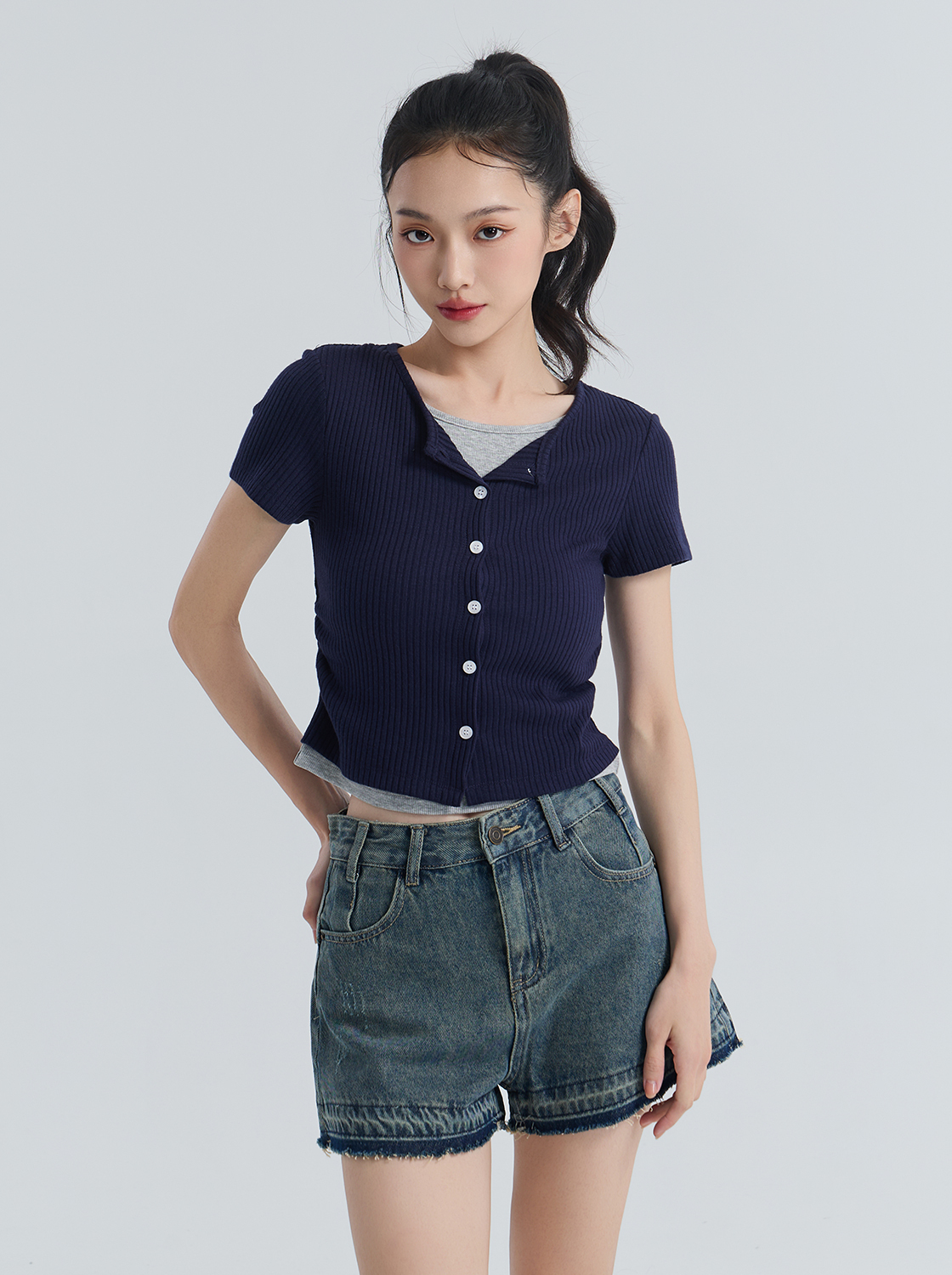 【期間限定】排扣層次短袖上衣