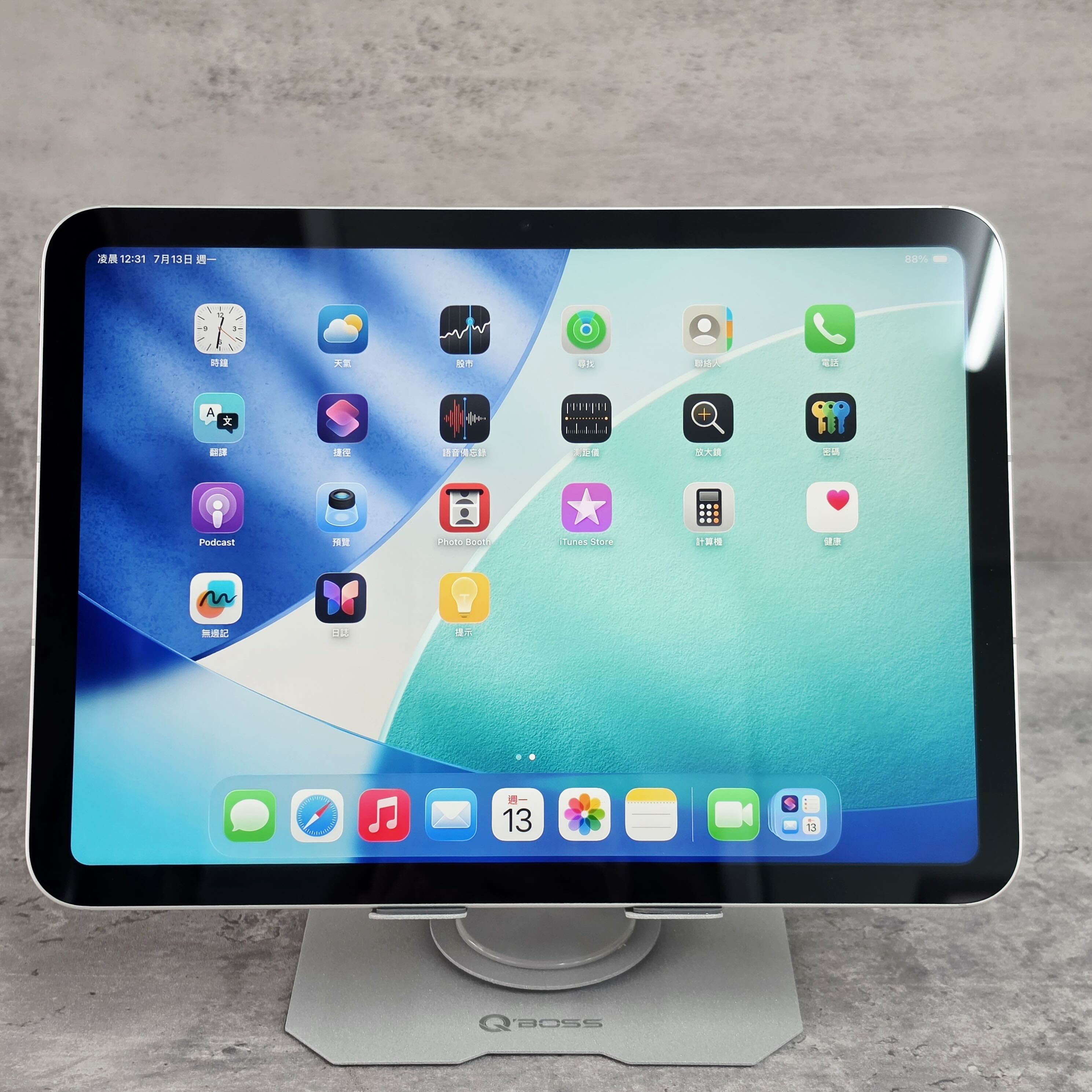 【二手 iPad】iPad 11｜10.9 吋｜128GB｜銀色｜Wi-Fi + 行動網路版