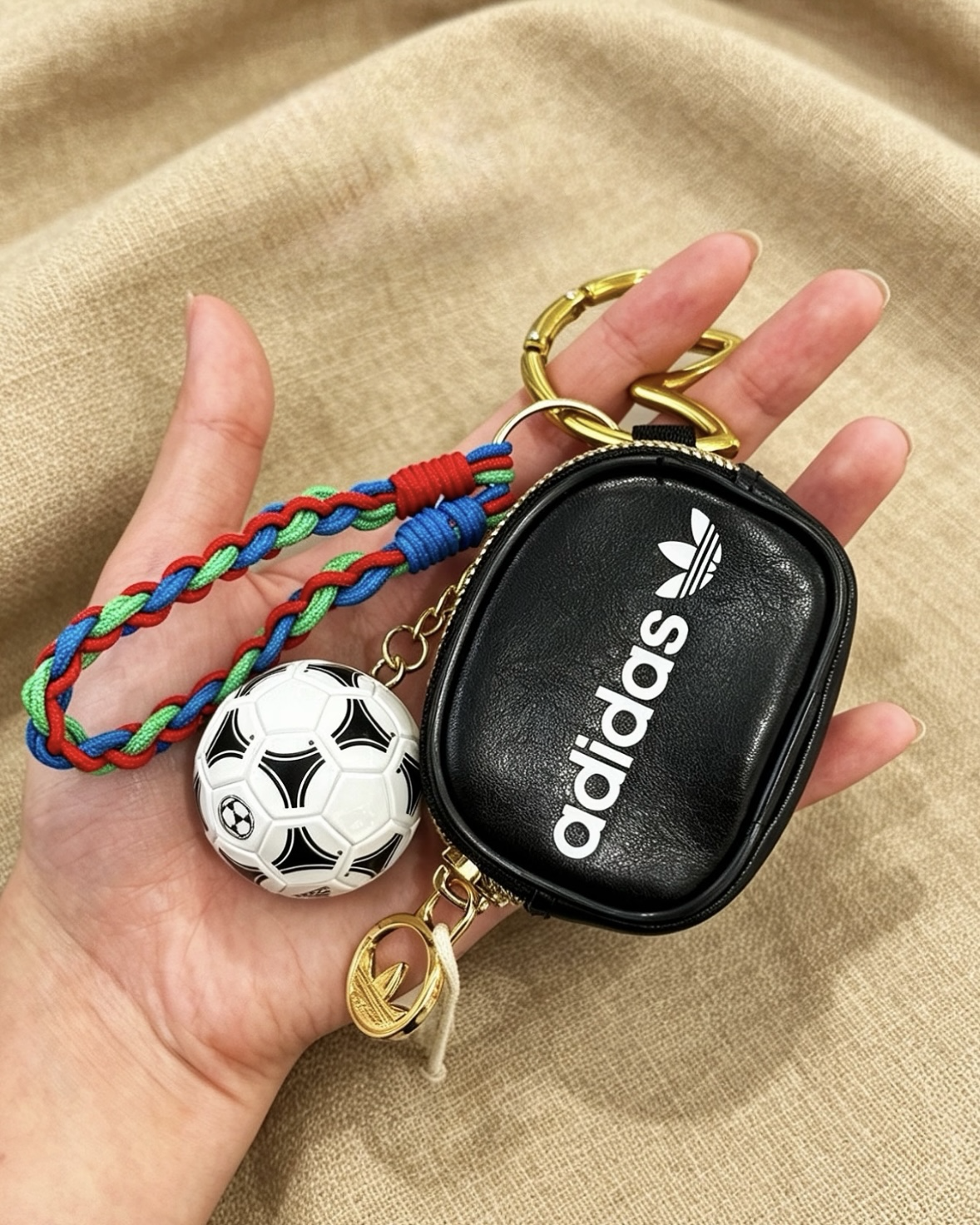 Adidas 世界盃足球 黑色 鑰匙圈 小包 吊飾