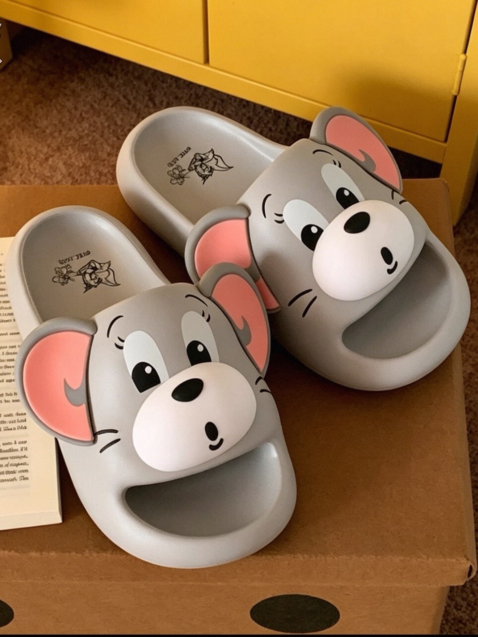 Officially licensed Tom & Jerry slippers