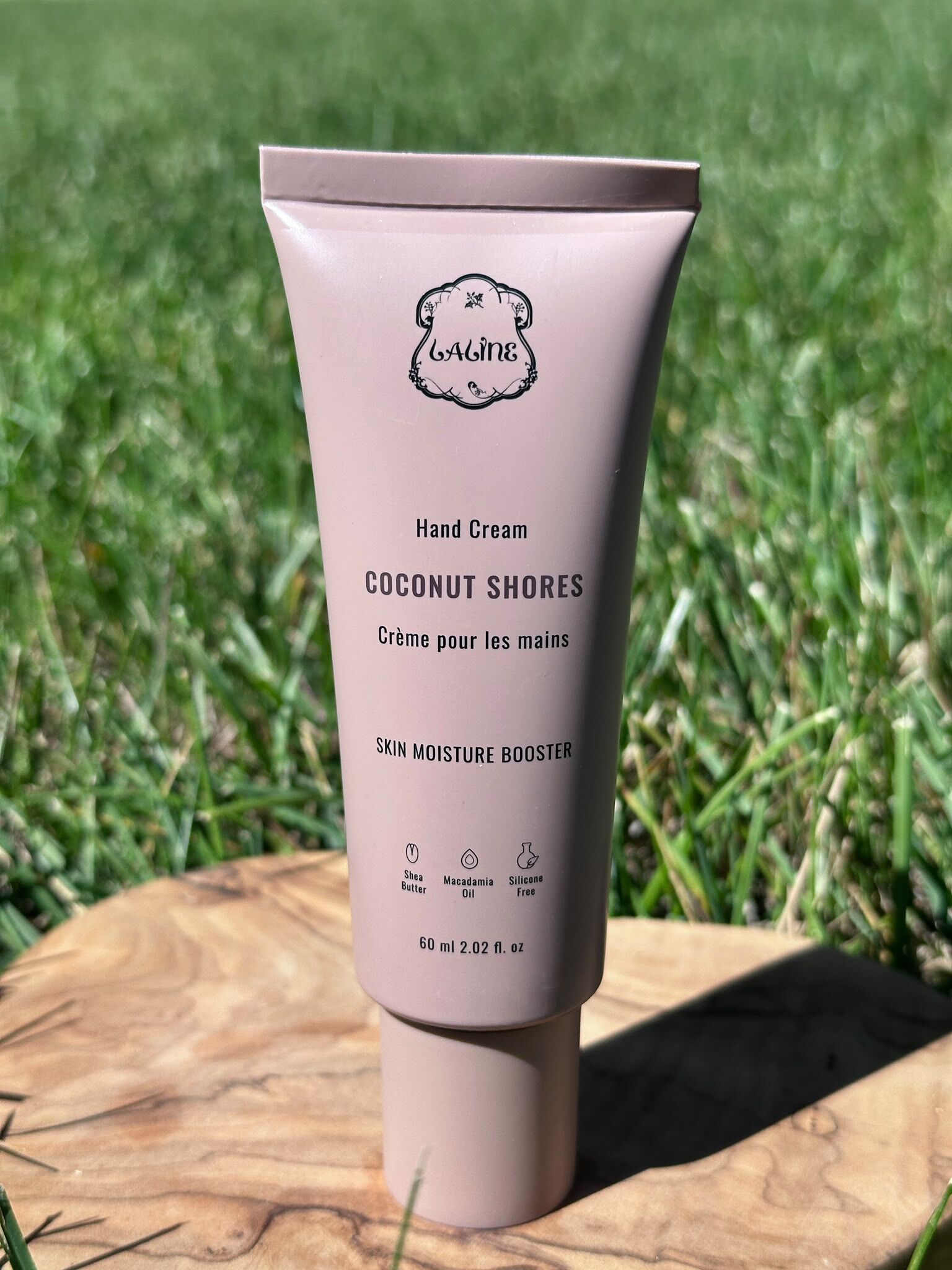 UF102 Laline 椰子味 護手霜 60ml   Coconut Shores Hand Cream 60ml