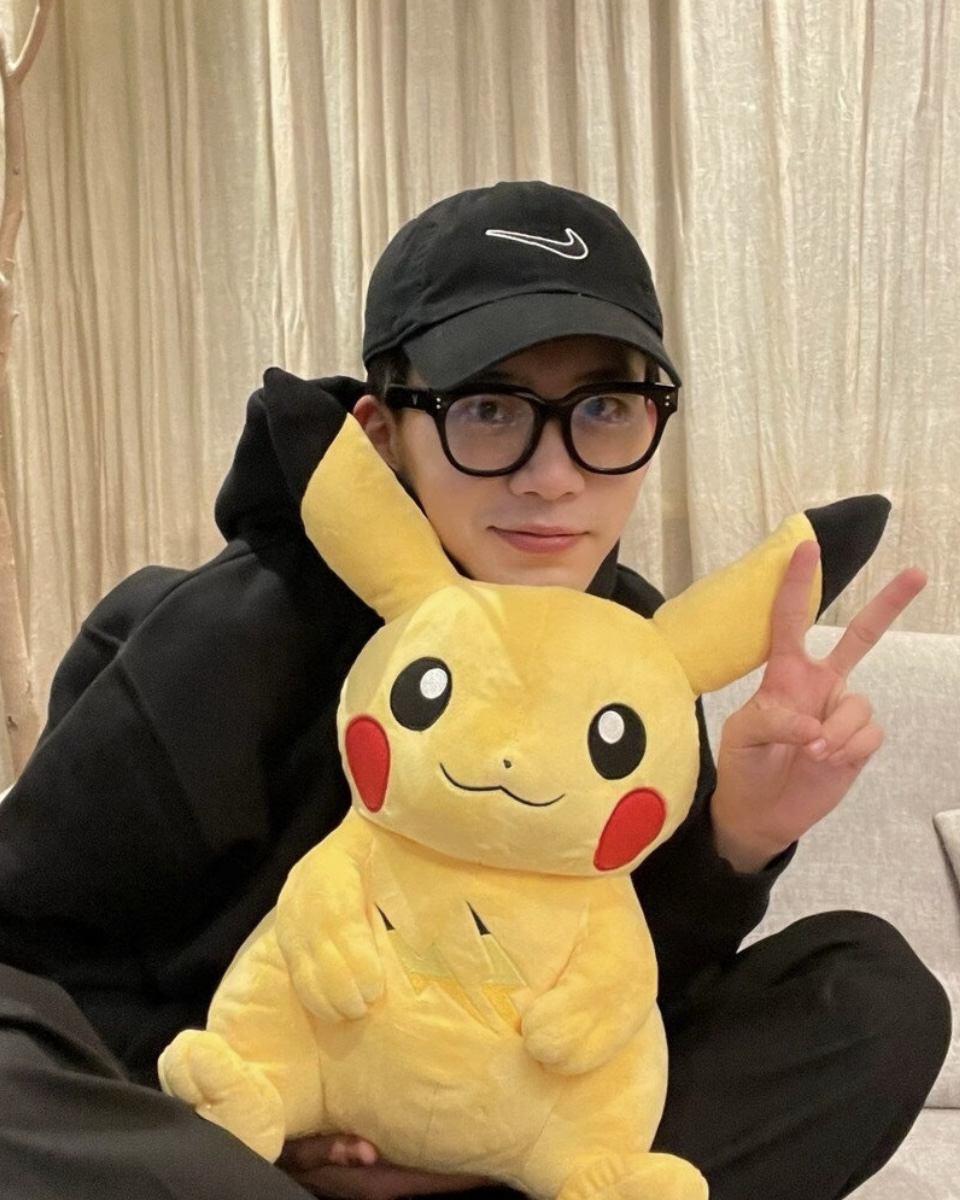 POKÉMON x Fragment 皮卡丘 聯名 娃娃 玩偶 公仔 寶可夢 藤原浩 38cm