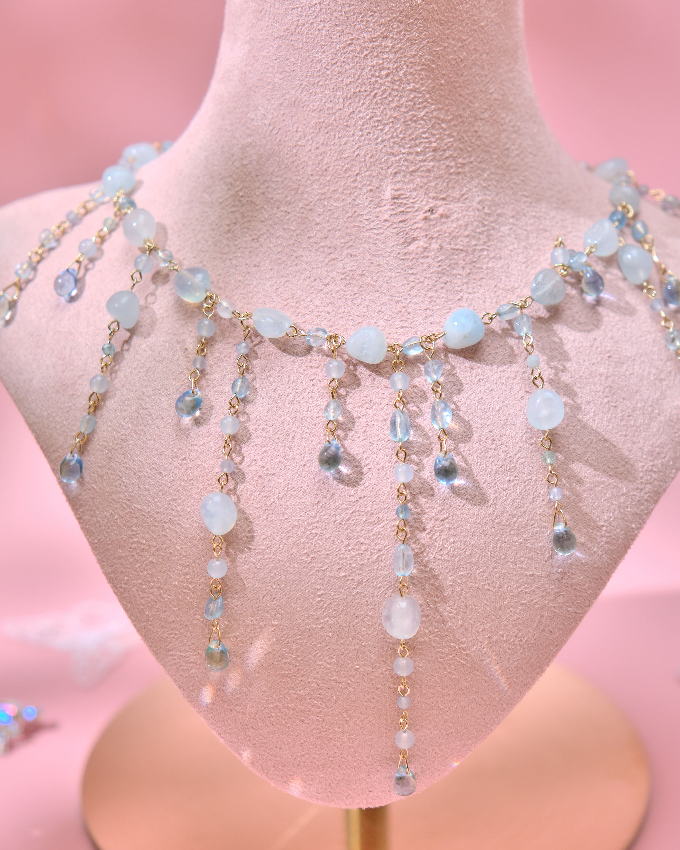 13803 Summer Natural Quartz Collar Necklace