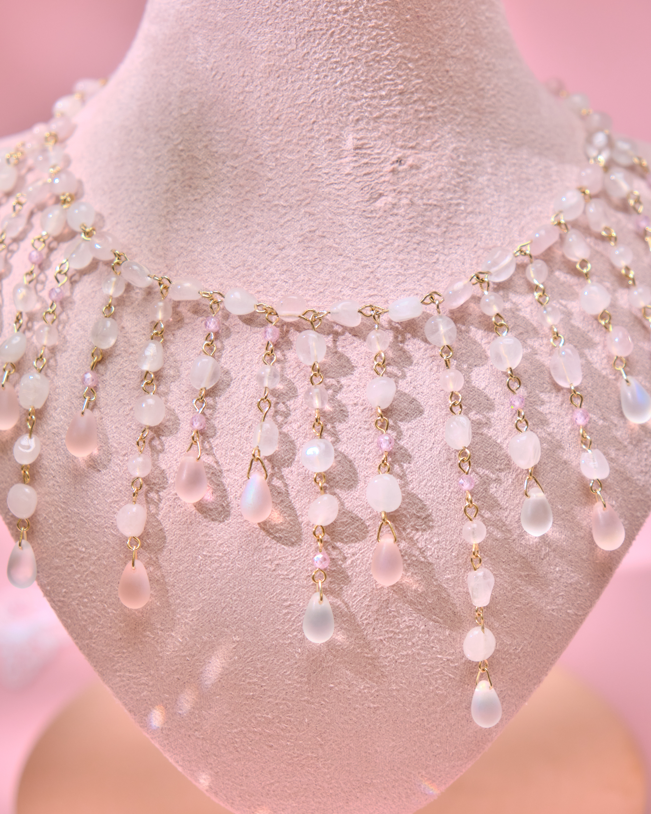 13802 Summer Natural Quartz Collar Necklace