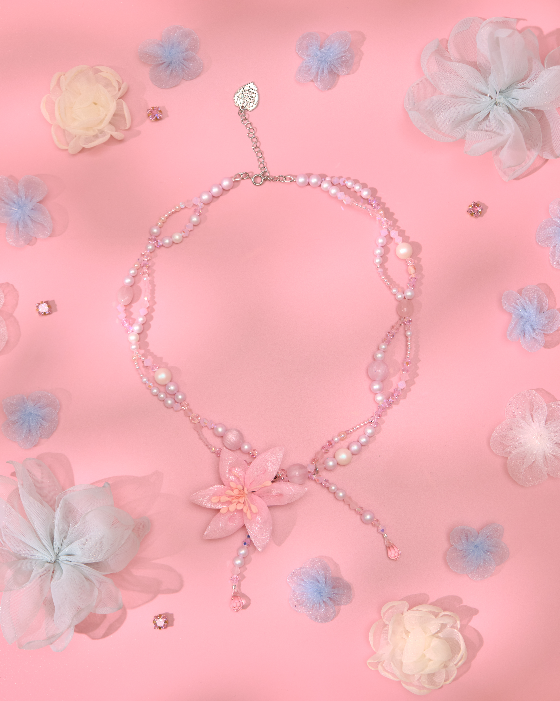 13783 Large Flower Pendant Necklace