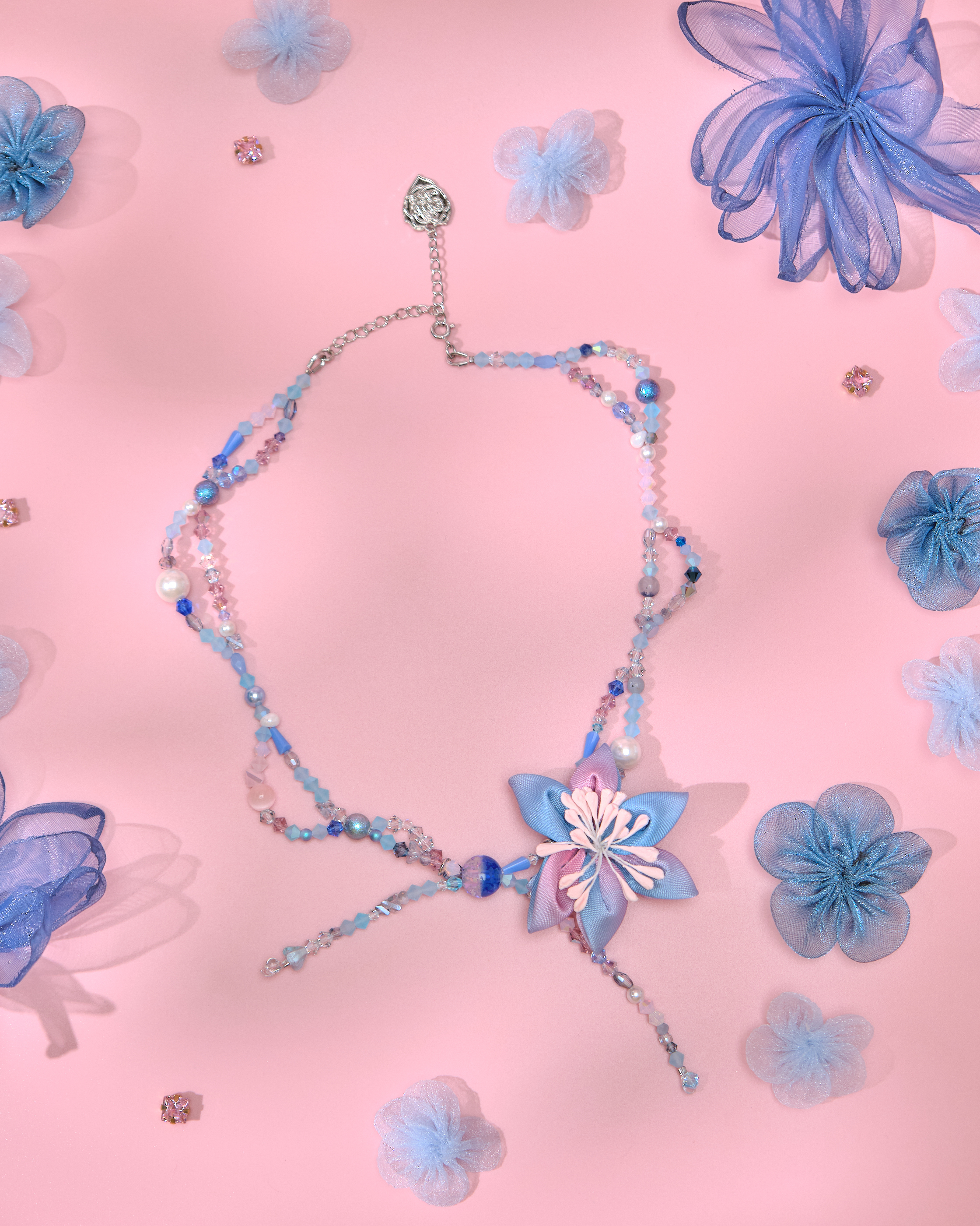 13782 Large Flower Pendant Necklace