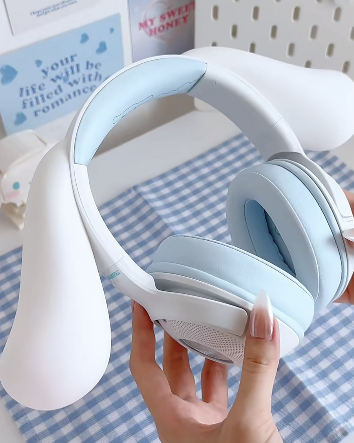 Razer x SANRIO 大耳狗 藍牙無線耳機 頭戴式 耳罩式 雷蛇 三麗鷗 聯名