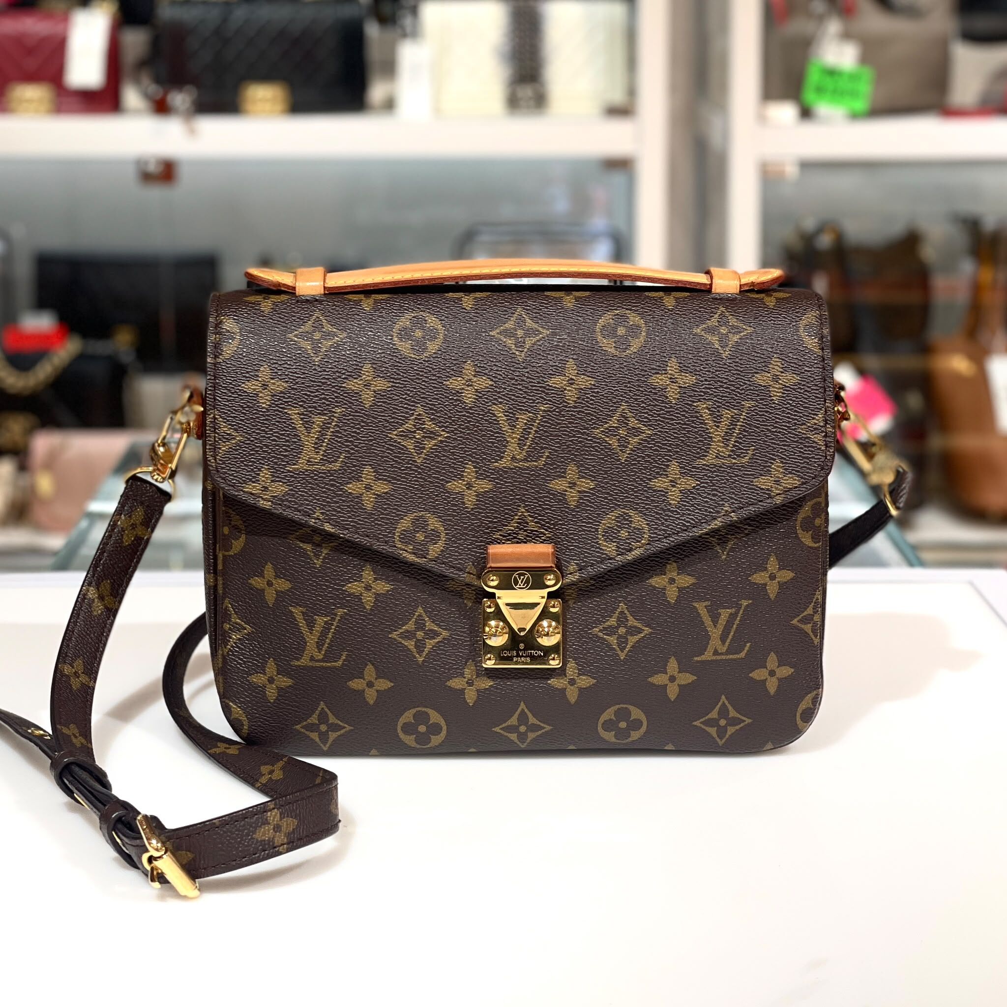 90%NEW二手LV郵差包 M44875 啡色MONOGRAM金扣 Monogram Pochette Metis MM #香榭站正品