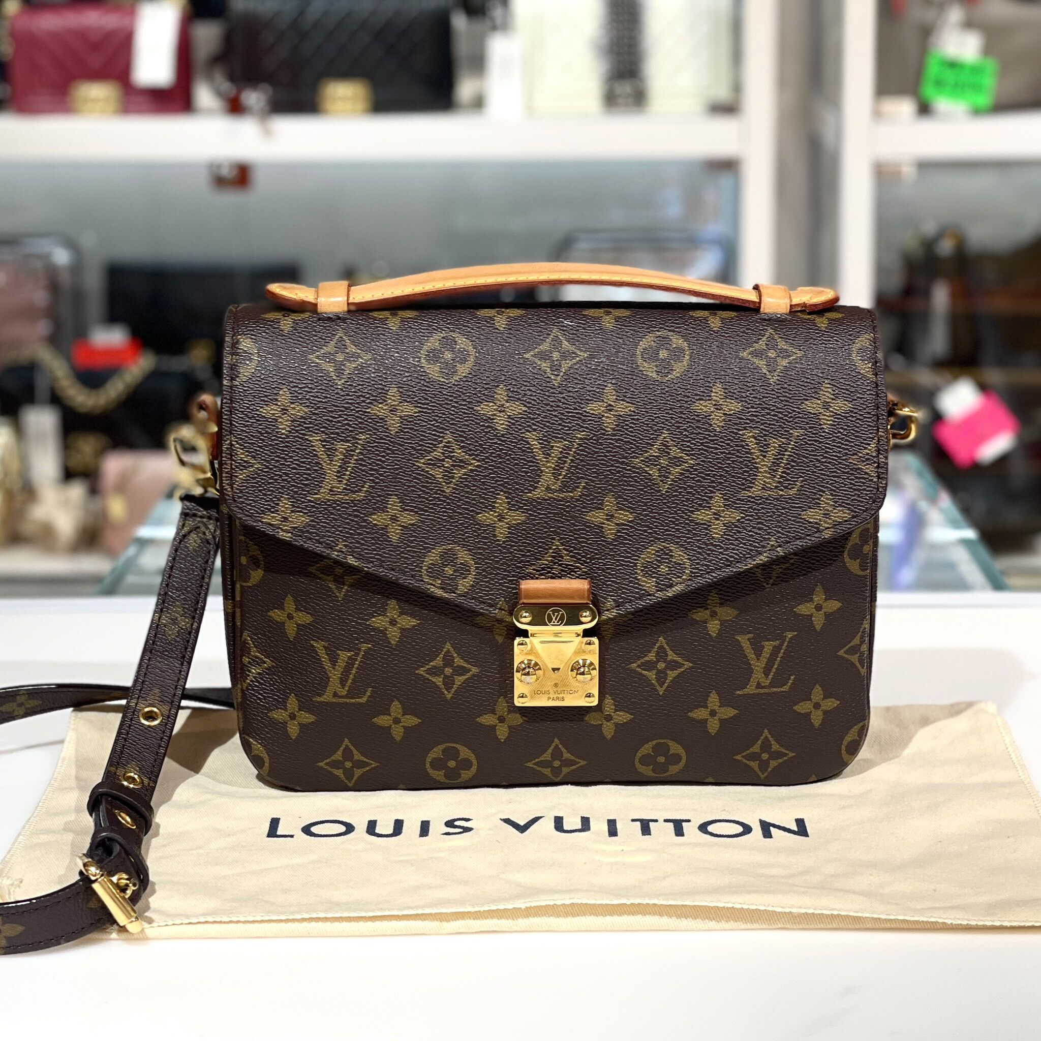 90%NEW二手LV郵差包 M44875 啡色MONOGRAM金扣 Monogram Pochette Metis MM #香榭站正品