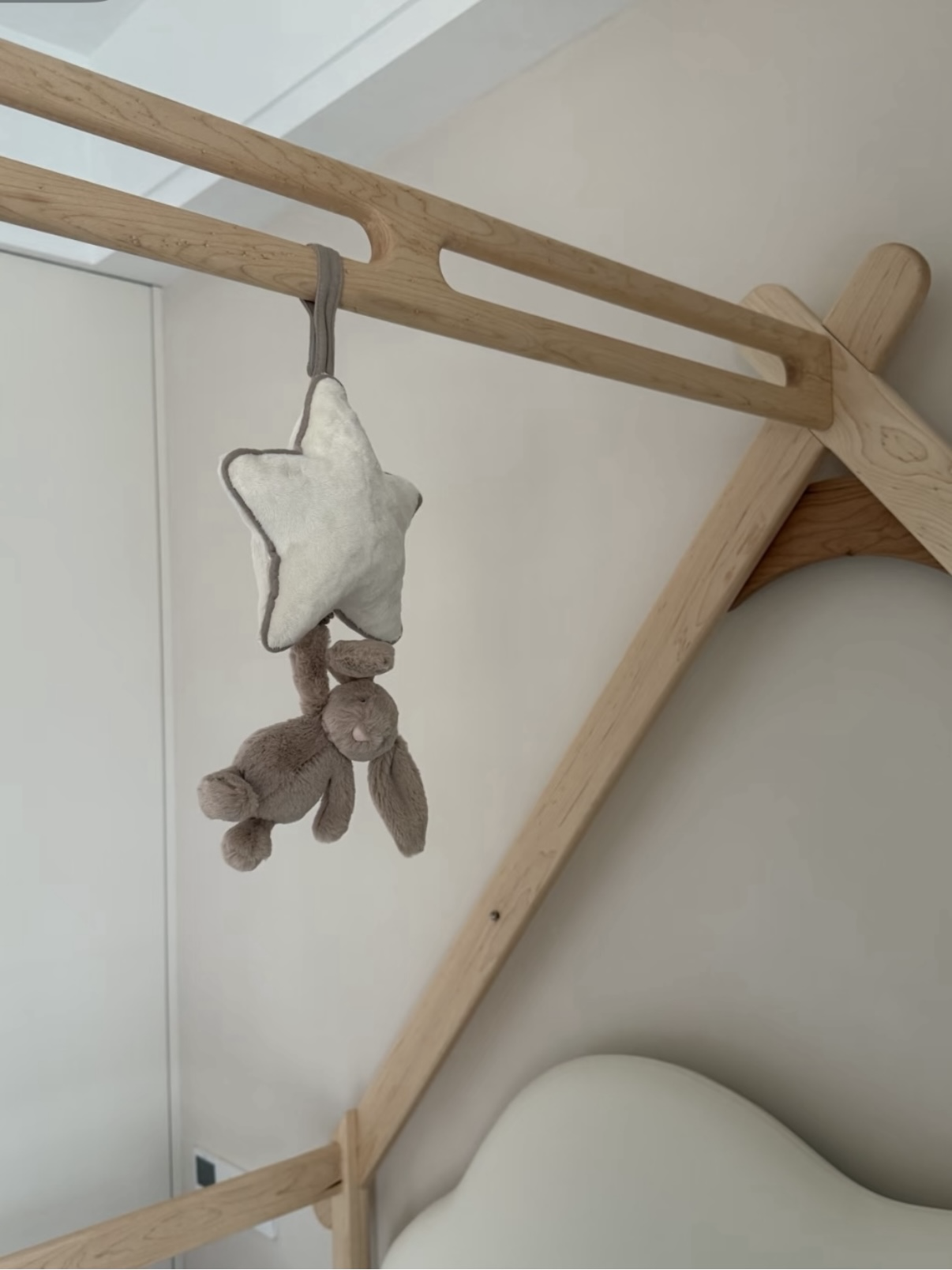 （預購）JellyCat  baby音樂拉鈴🎵床邊吊鈴 多功能