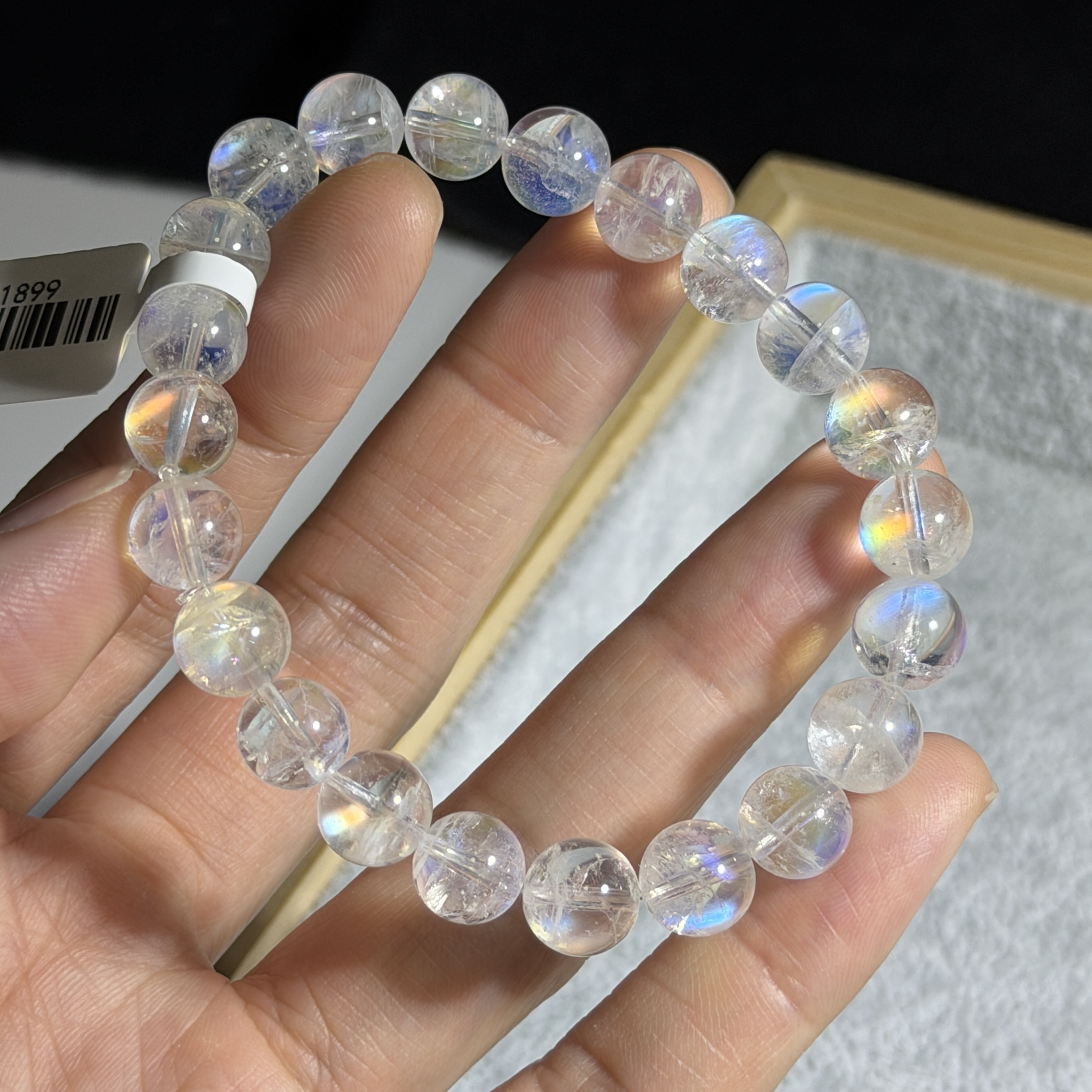 高級彩虹光月亮石 約8.6mm BM1899