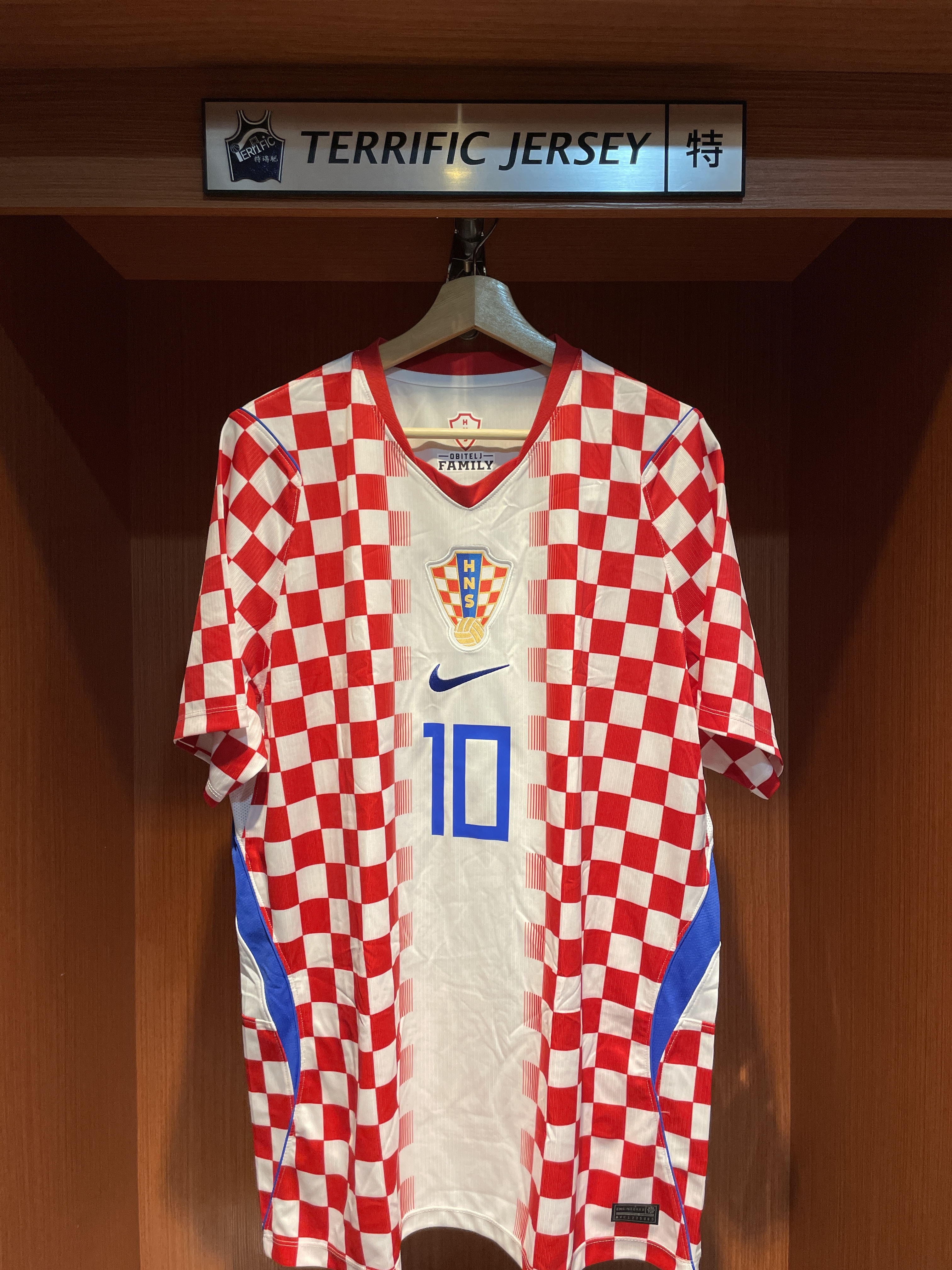 FIFA足球 Luka Modric 克羅埃西亞 格子軍團 魔笛 2026 世界盃 Home Nike Replica Jersey 球迷版 燙印 全新