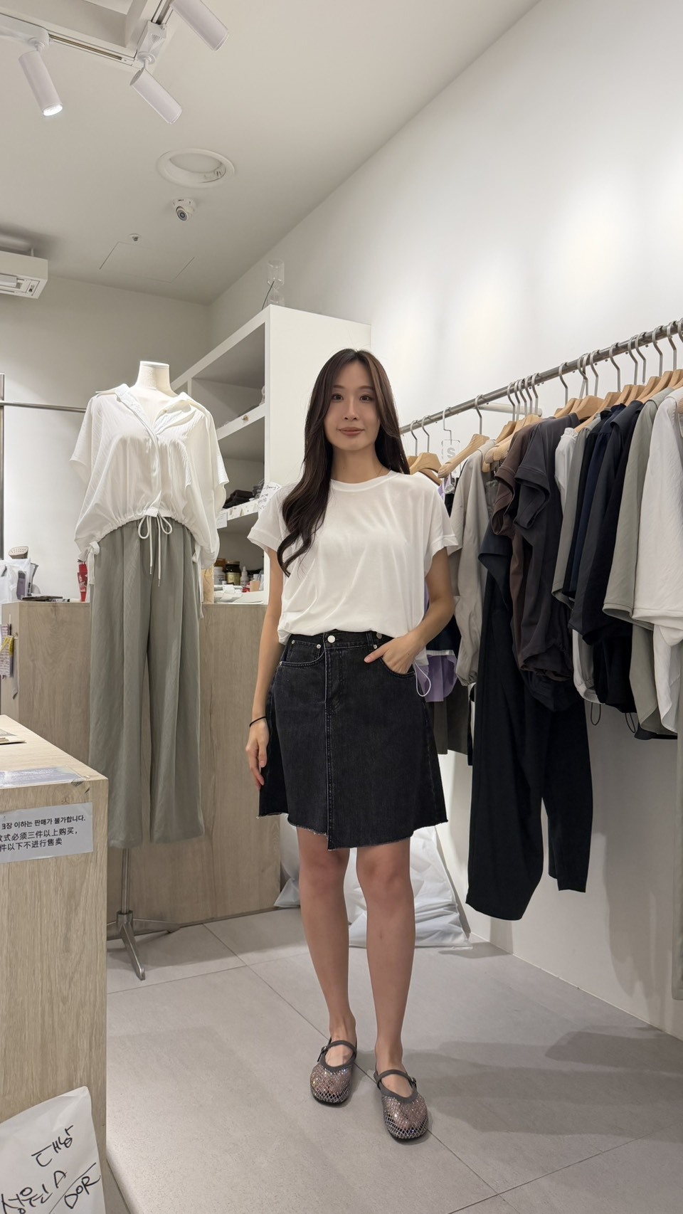 LA6418 不對襯牛仔短裙 *特價貨品不設退換*