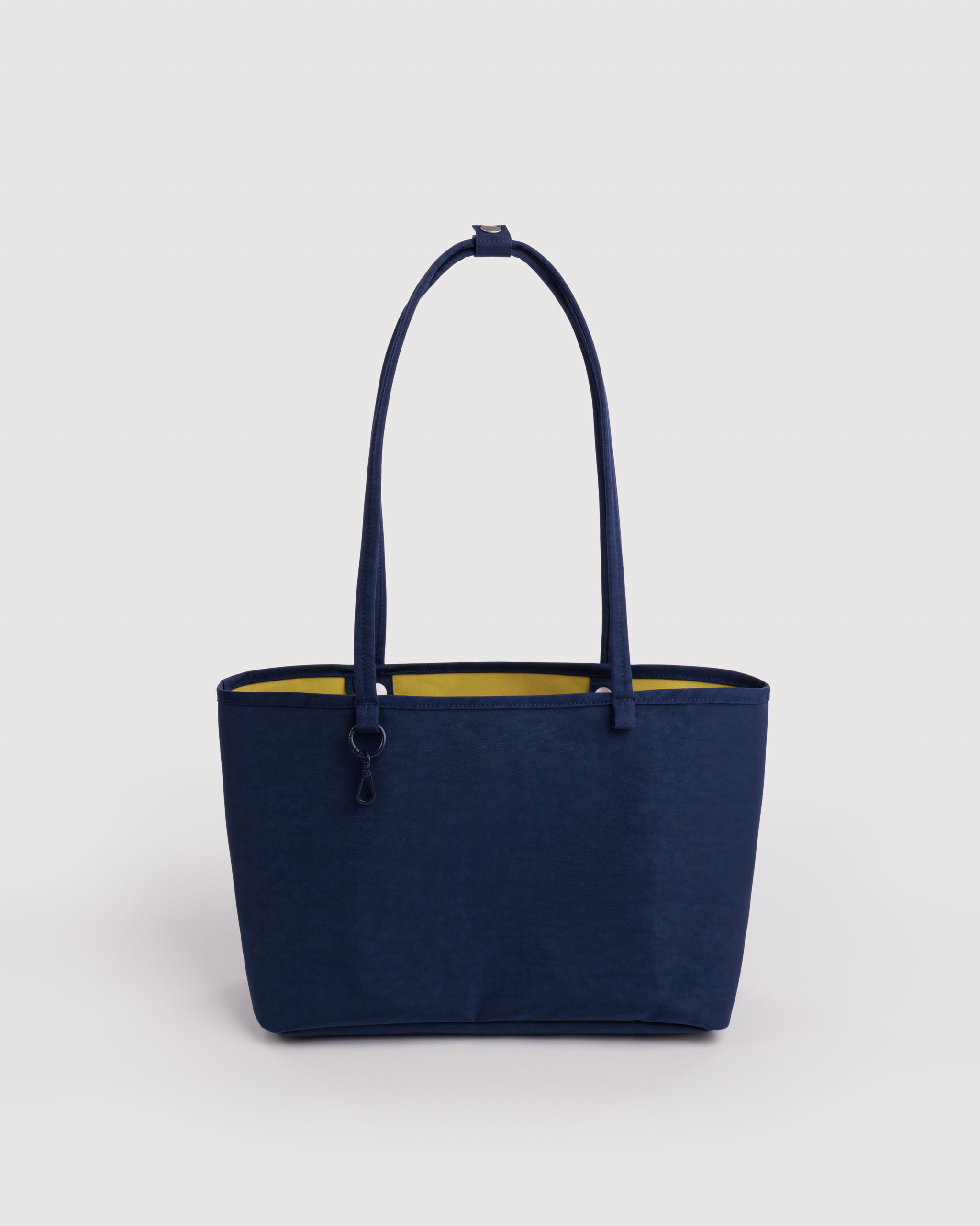 Medium Nylon Reversible Tote - Navy Mix | BAGGU