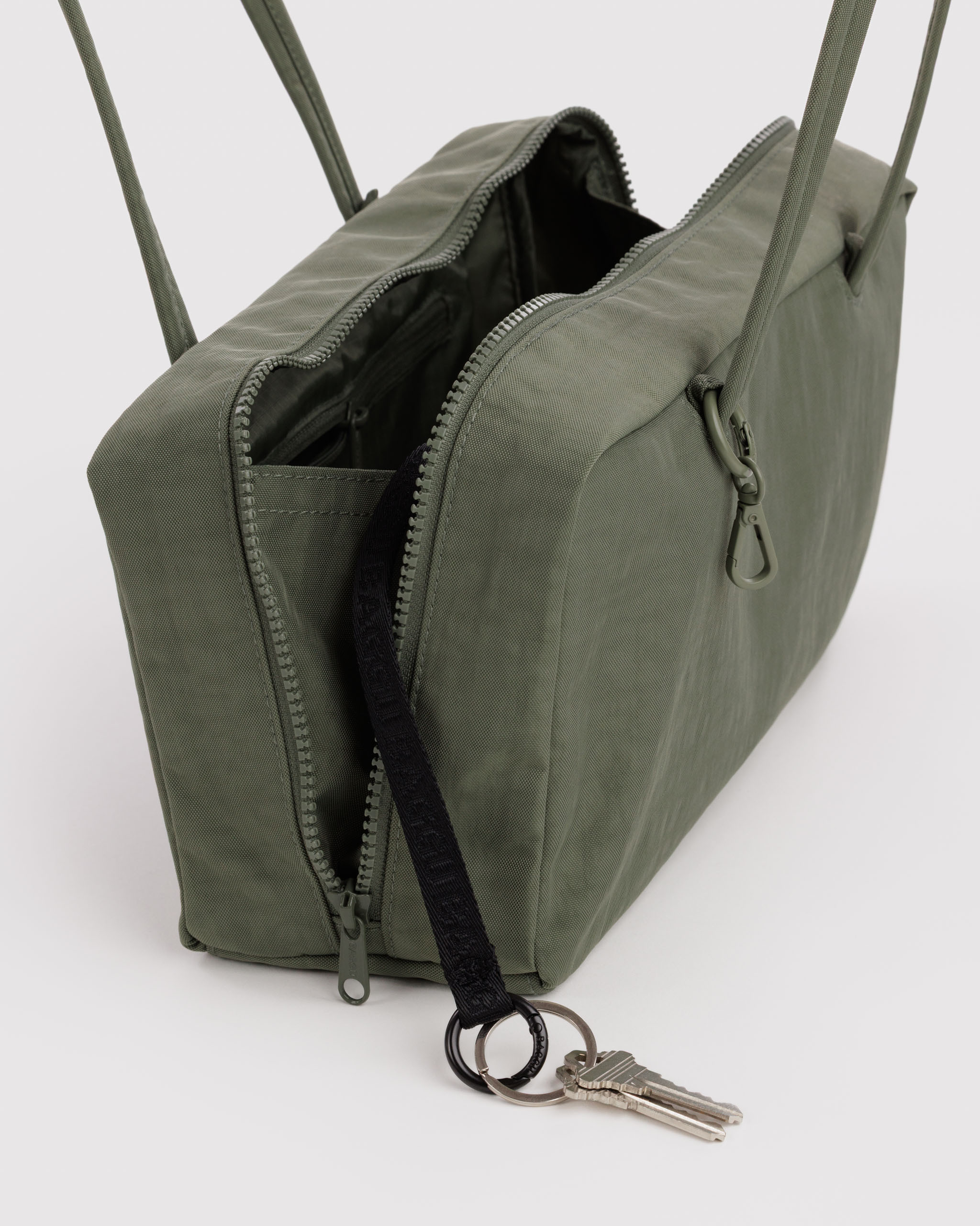 Nylon Bowler Bag - Caper | BAGGU