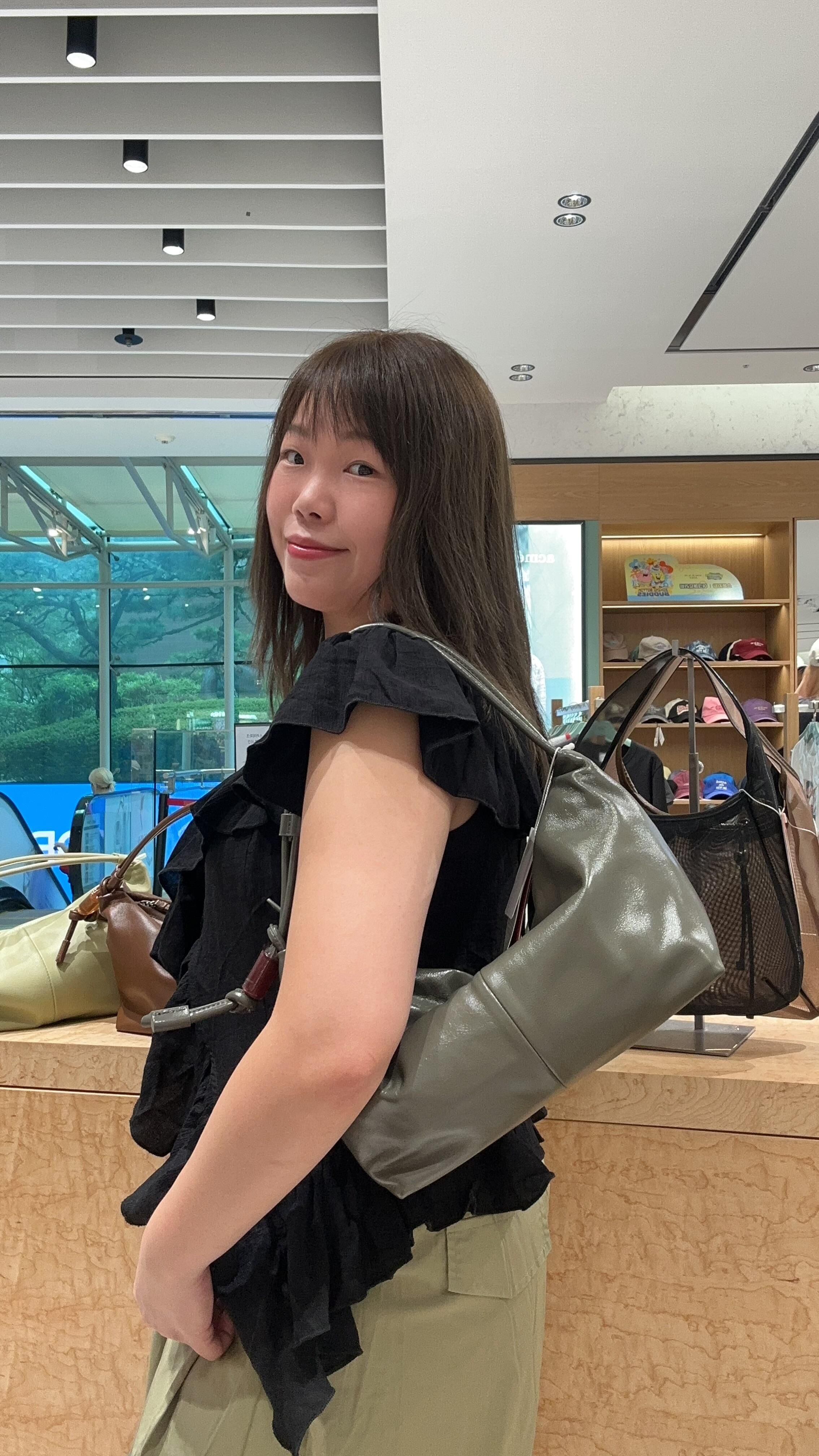 韓國代購 Archivepke Ridge shoulder bag(Glossy ivy grey) 羊皮