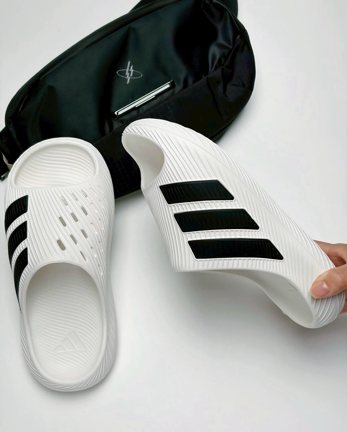【Luxury】 ADIDAS ORIGINALS 愛迪達 Purechill Slide拖鞋 男女 機能拖鞋 白黑 涼快 乾爽 緩衝 舒適 KI0054 KI0055