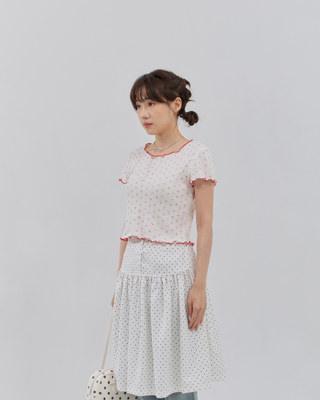 Color-blocked short top with cherry blossom trim【01099566】in stock+pre-order