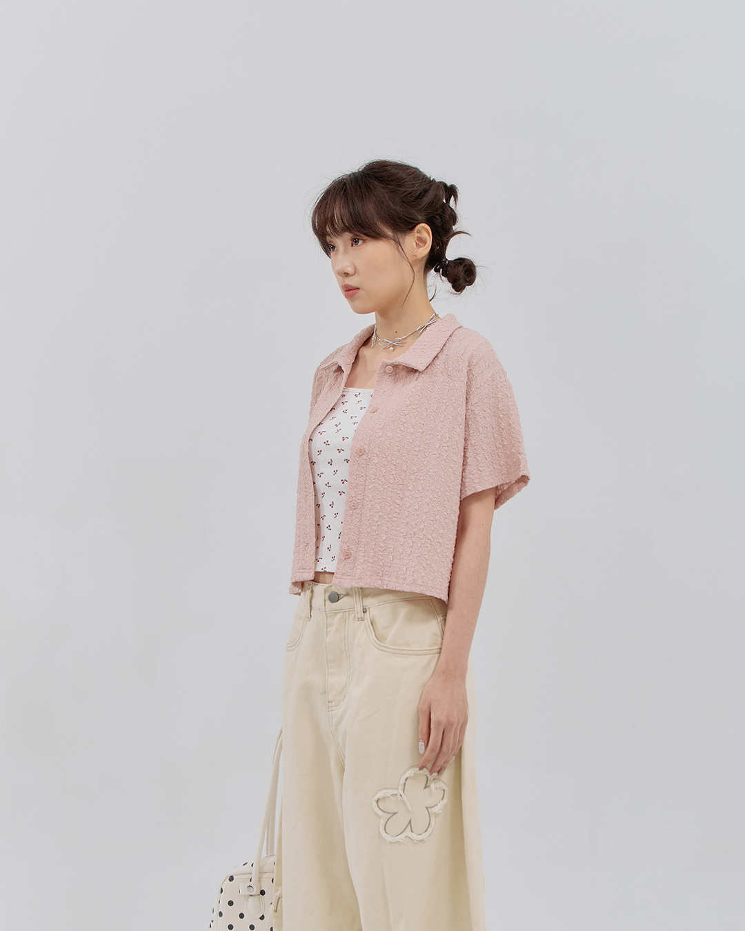 Wrinkled textured cropped shirt, available in three colors【01025731】in stock+pre-order