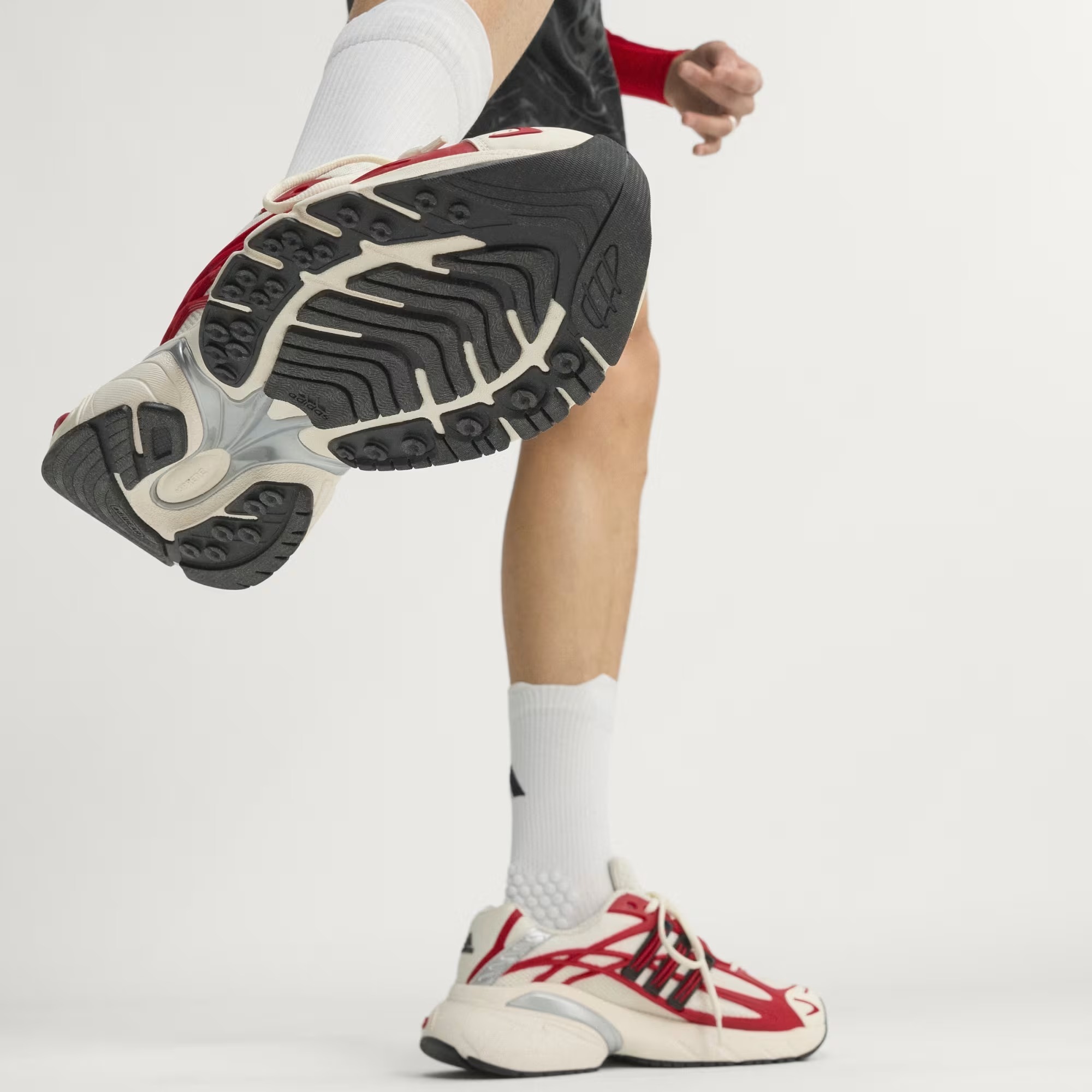 【 adidas ADISTAR XLG 2.0 休閒鞋款 - 米白紅 】
