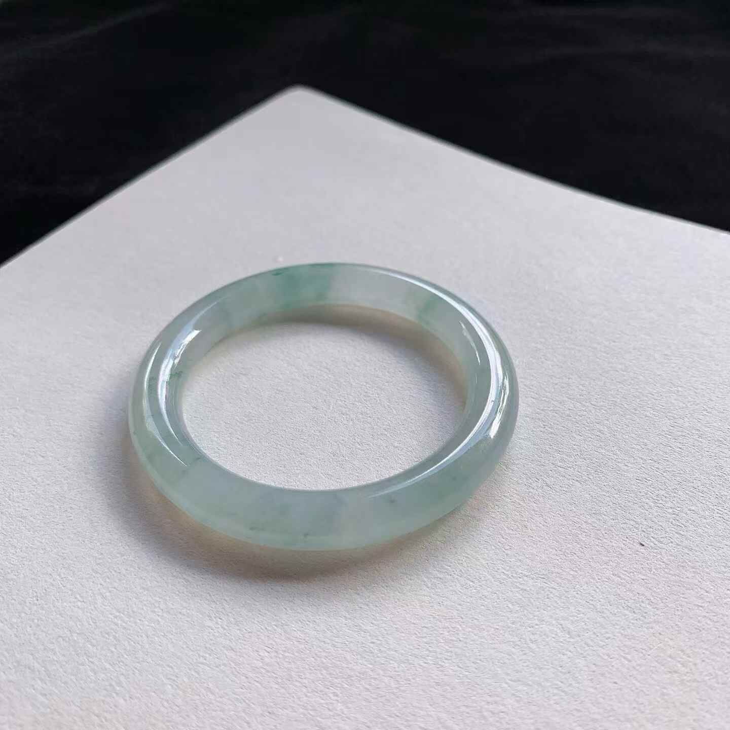 742344 51.5mm冰種飄花圓條翡翠手鐲 (50-52)