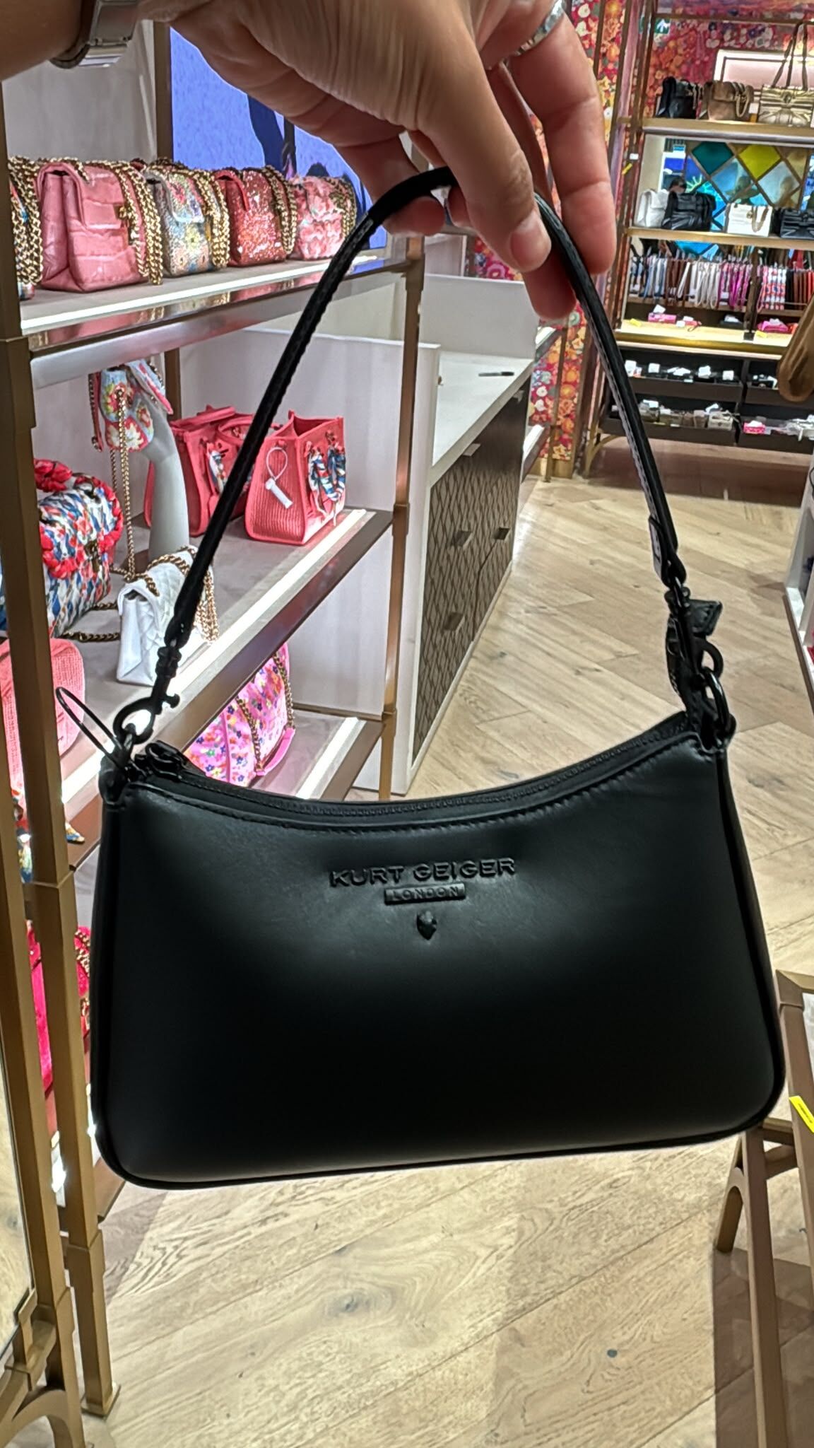 英國代購 - KG Kurt Geiger HIGHGATE SHOULDER BAG BLACK