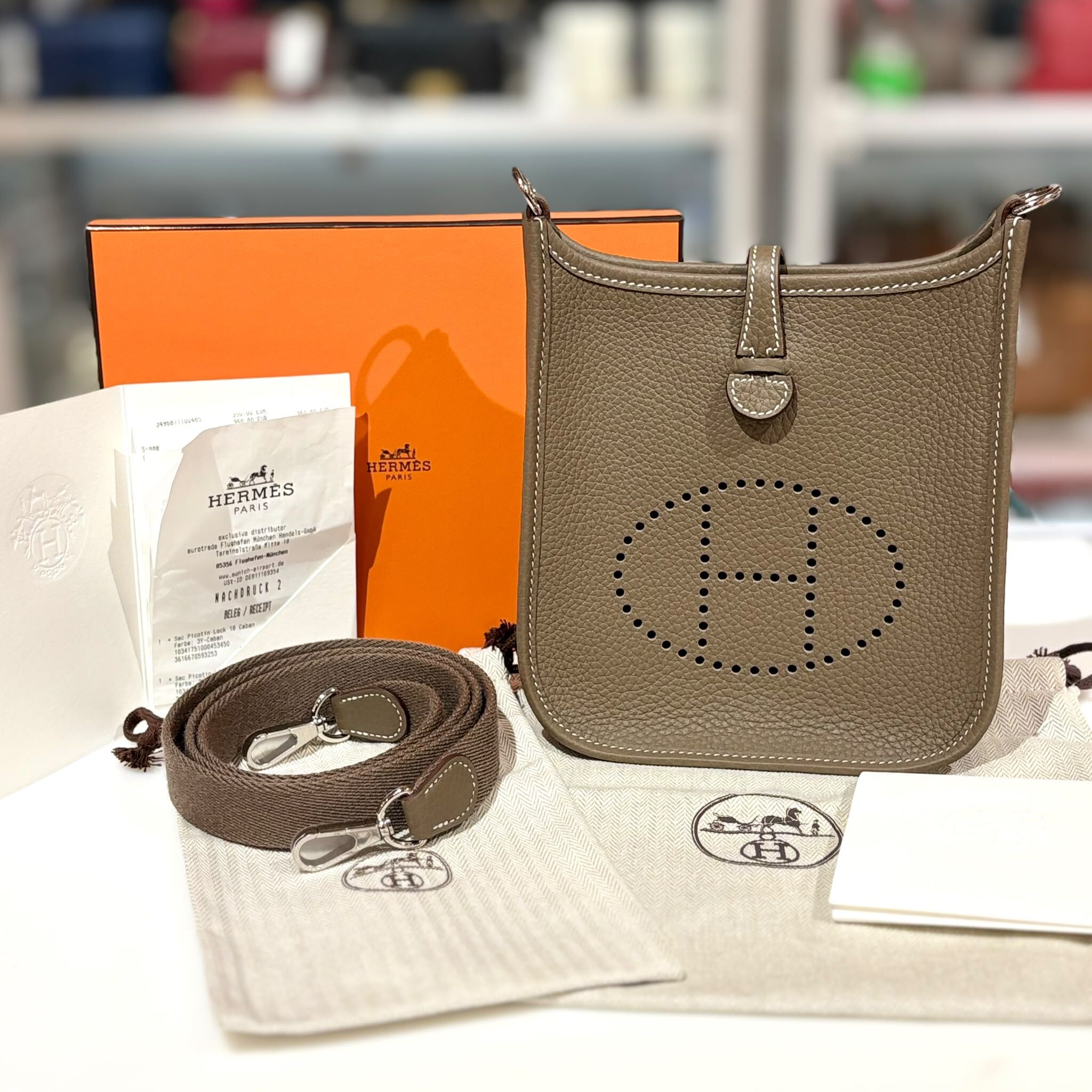 全新HERMES MINI EVELYNE 大象灰 G刻 TC皮/銀扣 E16 #BRAND NEW #香榭站正品