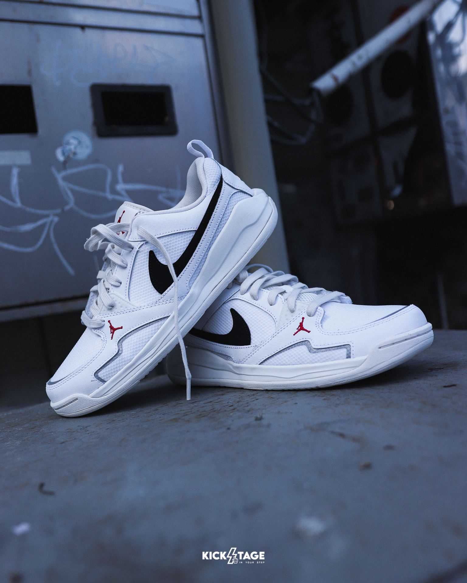 男鞋 NIKE JORDAN CMFT ERA 白黑 喬丹 透氣 緩震 運動鞋【IR7568-101】