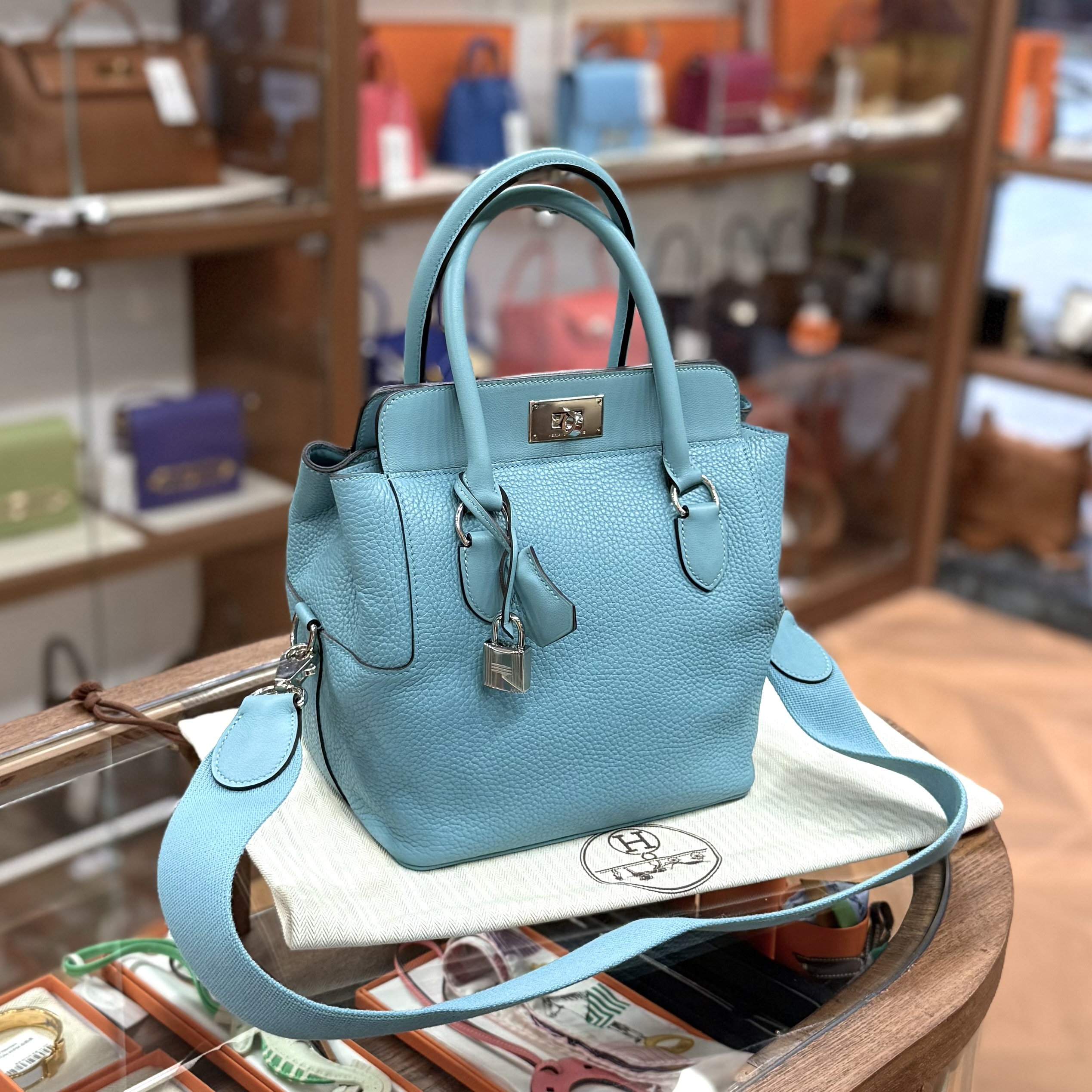 90%NEW USED HERMES TOOL BOX 20 TC皮 馬卡龍藍銀扣 3P BULE ATOLL #愛馬仕牛奶包