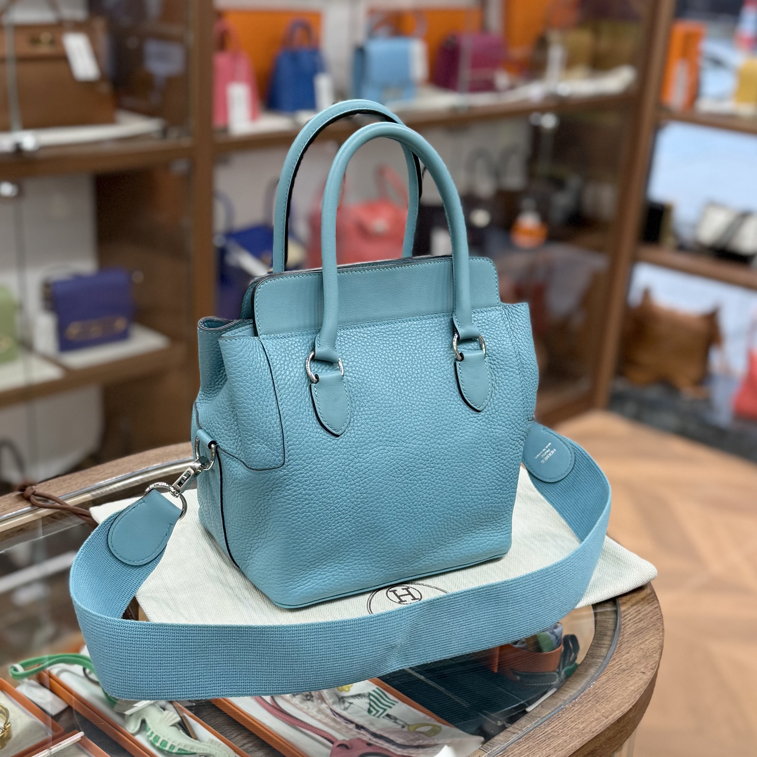 90%NEW USED HERMES TOOL BOX 20 TC皮 馬卡龍藍銀扣 3P BULE ATOLL #愛馬仕牛奶包