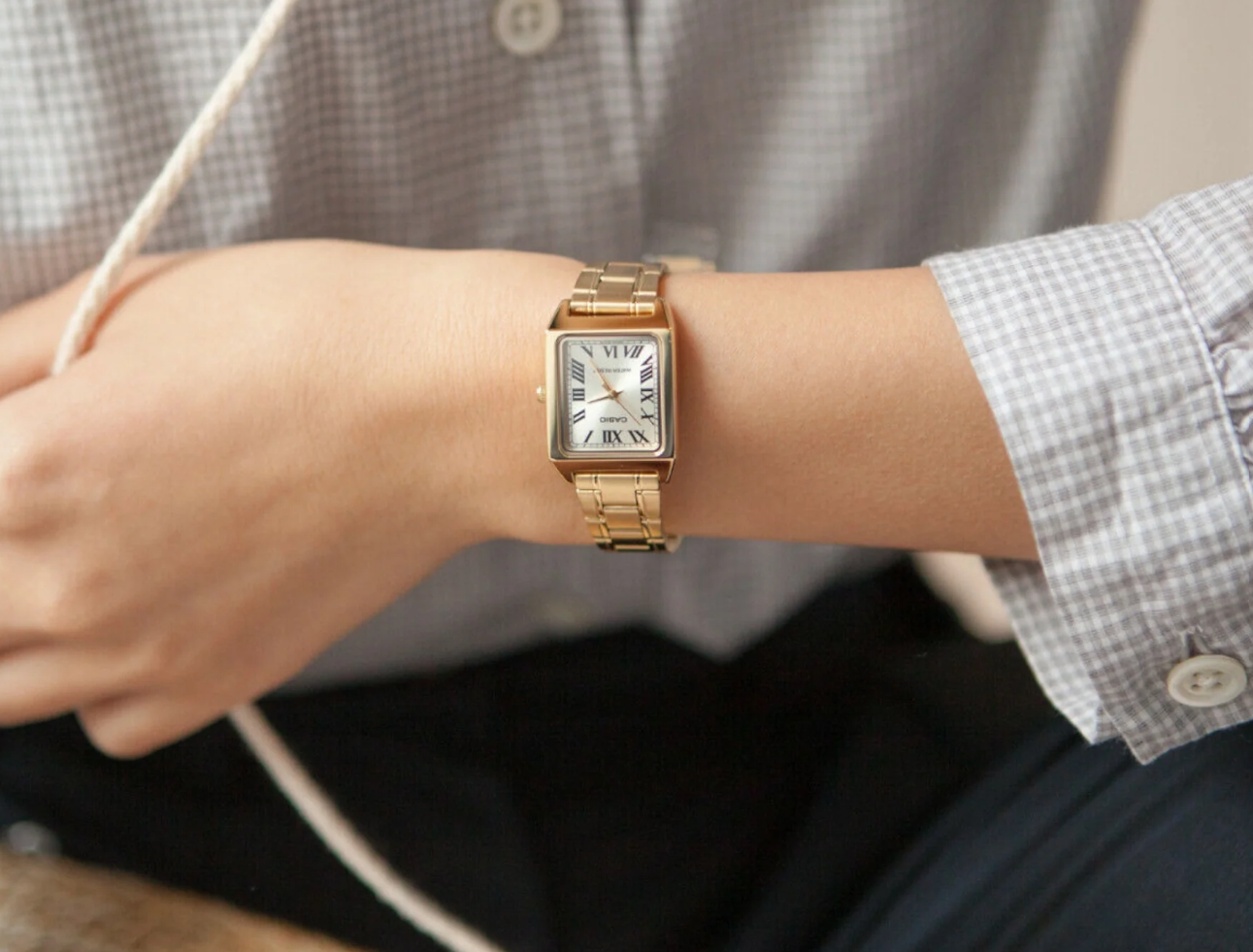 Casio LTP-V007G-9B