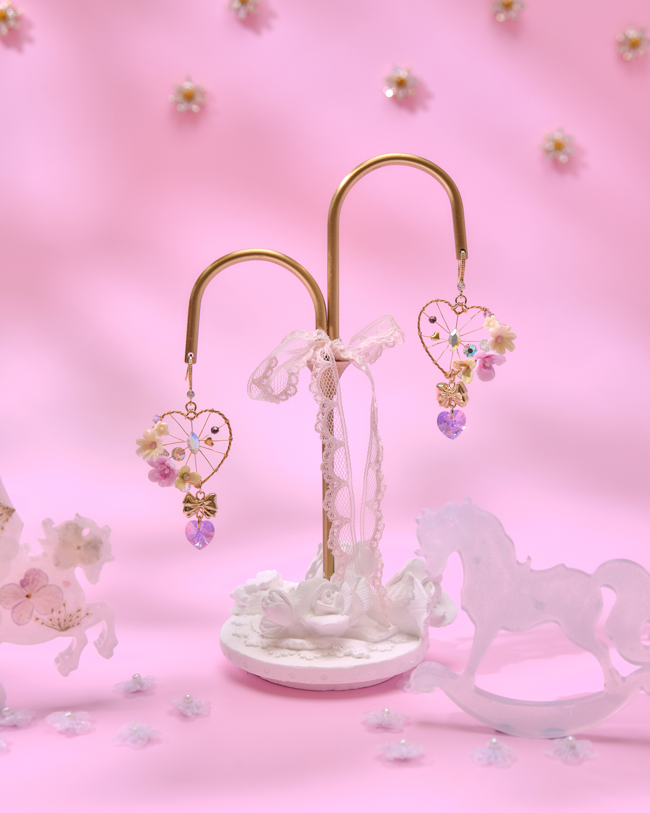 13725 Heart Petal Drop Earrings